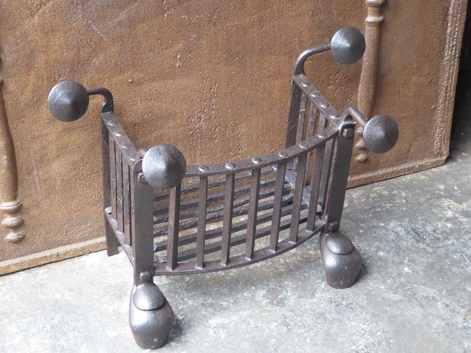 18th Century Dutch Georgian Fireplace Grate or Fire Grate In Good Condition In Amerongen, NL