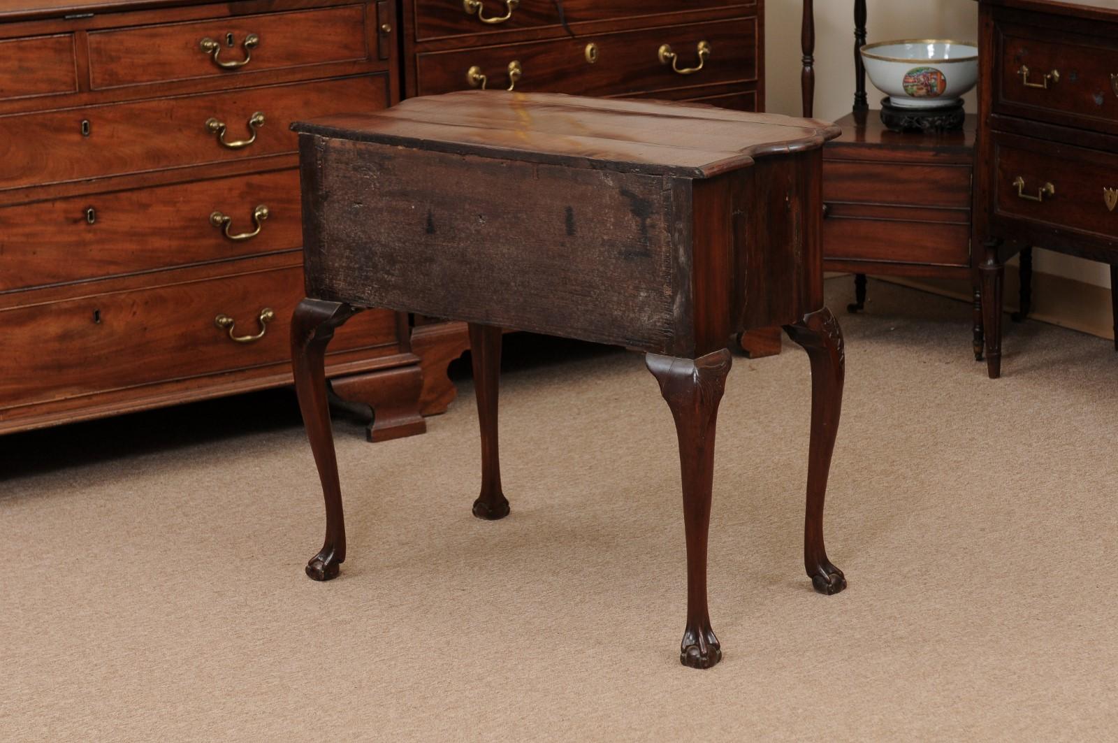 18th Century Dutch Lowboy in Mahogany with Serpentine Front & 2 Drawers For Sale 7