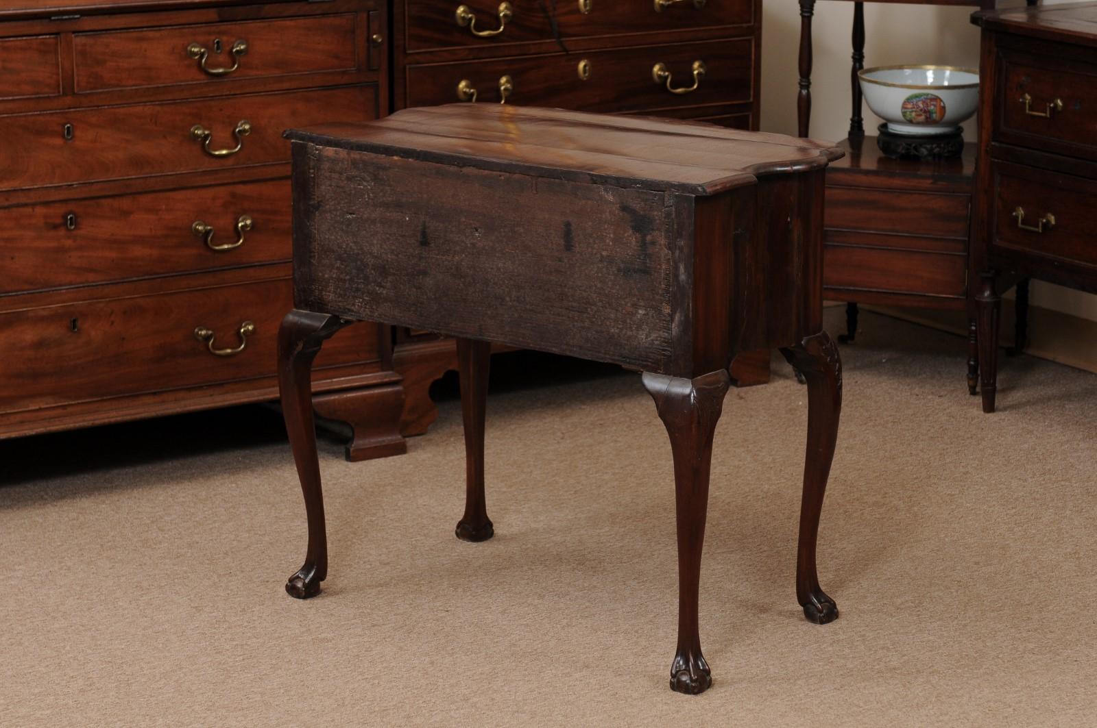 18th Century Dutch Lowboy in Mahogany with Serpentine Front & 2 Drawers For Sale 6