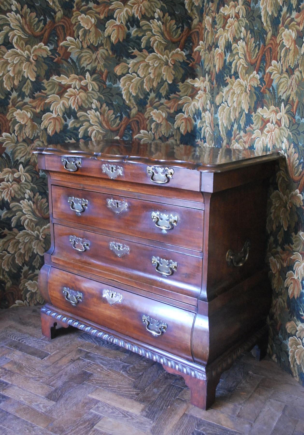 18th century Dutch mahogany bombe commode For Sale 2