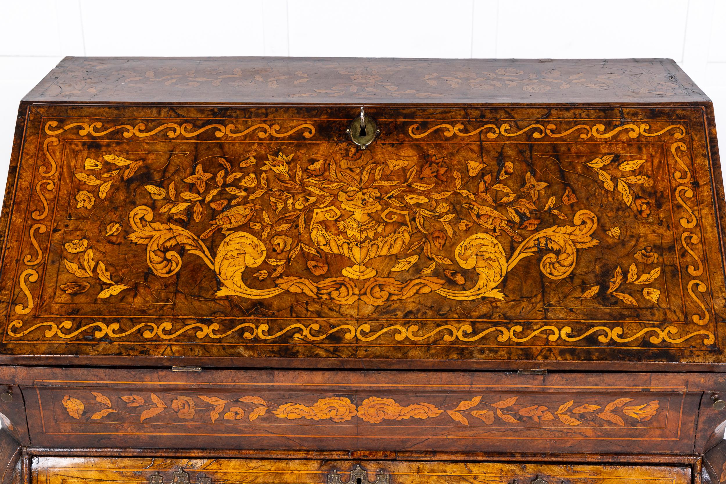 18th Century Dutch Marquetry Bureau In Good Condition For Sale In Gloucestershire, GB