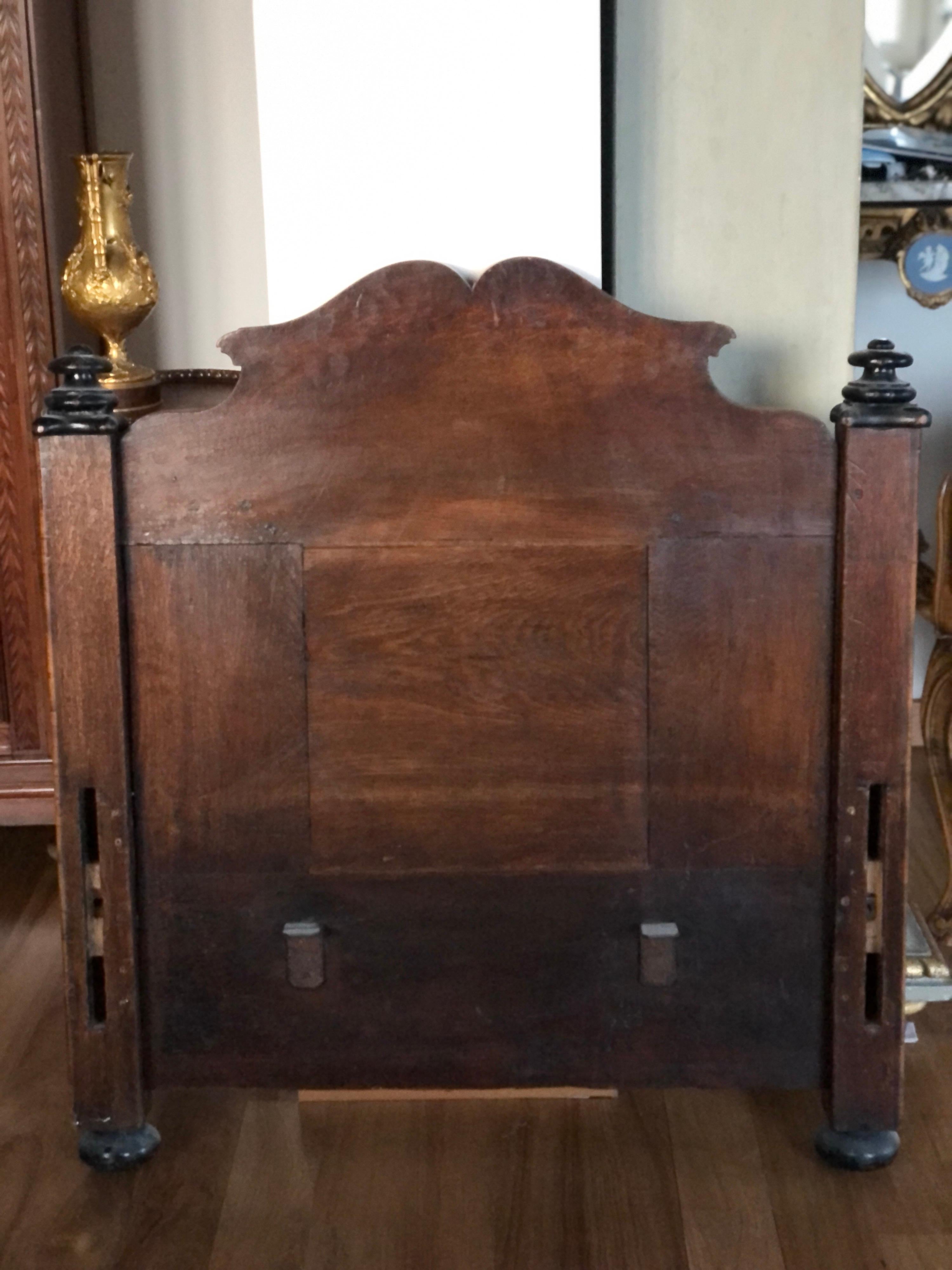 18th Century Dutch Marquetry Mahogany Single Bed Frame with Colorful Inlay For Sale 2