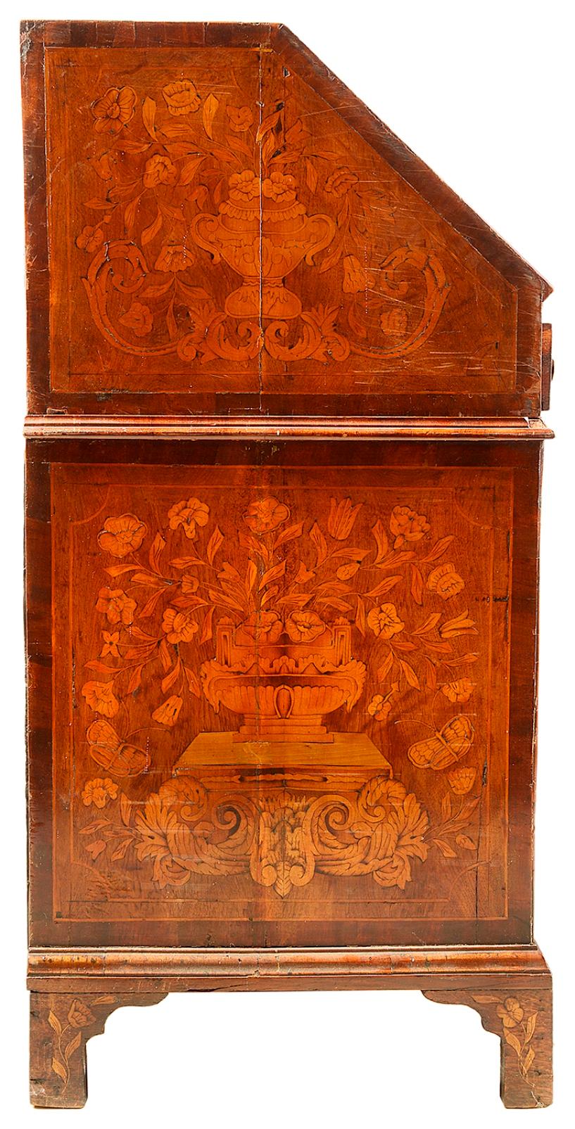 18th Century Dutch Marquetry Walnut Bureau In Good Condition In Brighton, Sussex