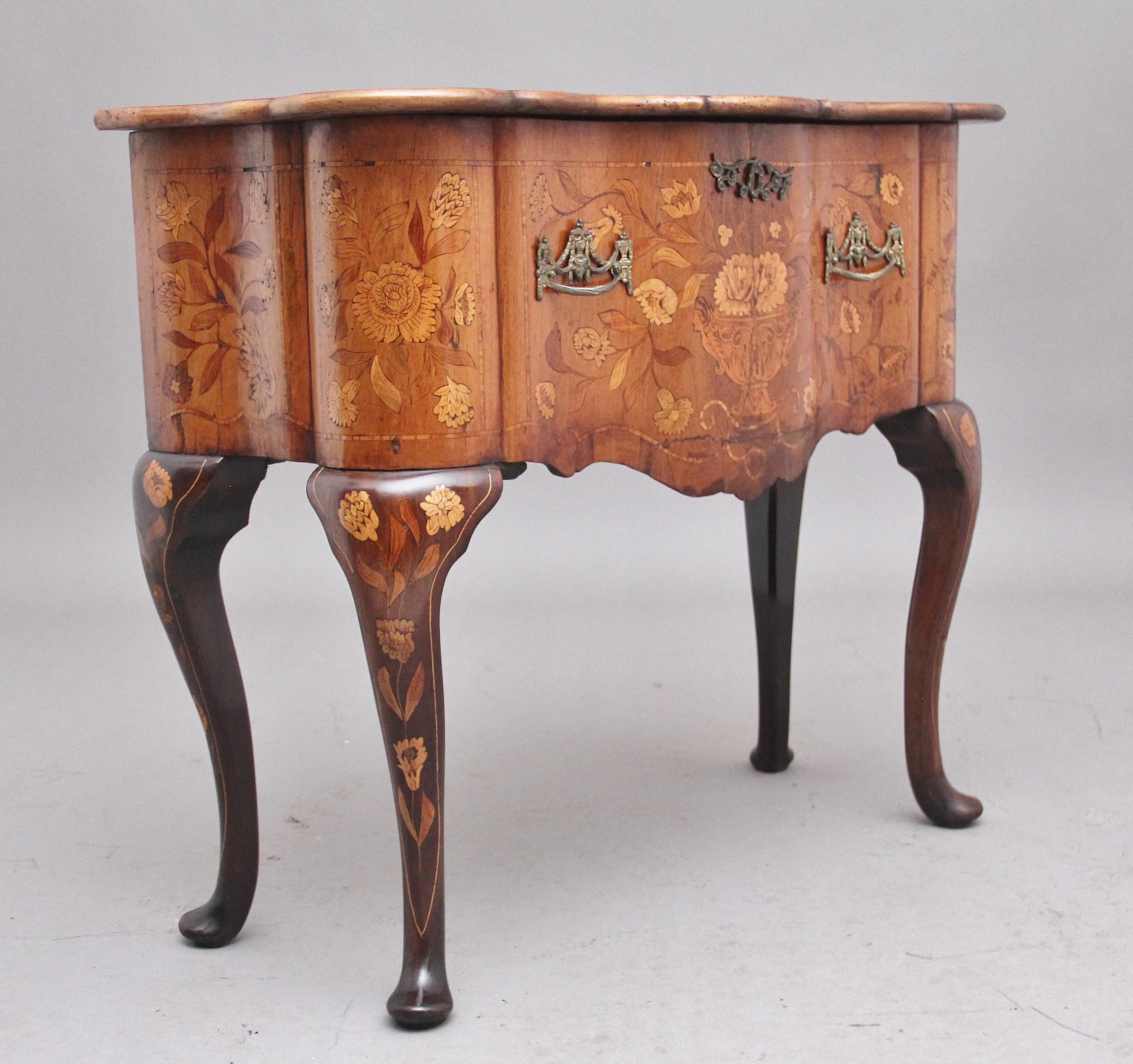 18th Century Dutch Marquetry Walnut Side Table For Sale 6