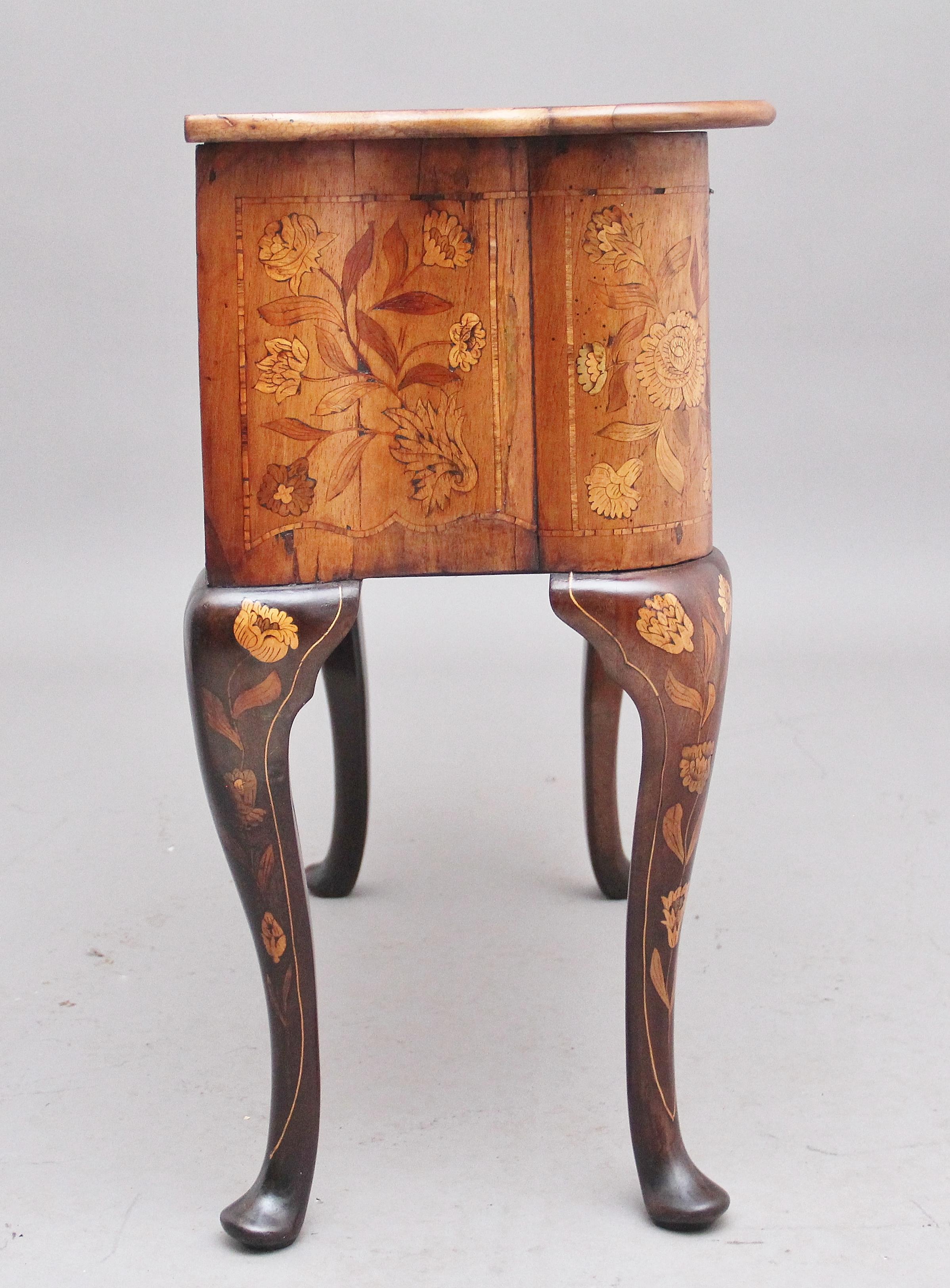 18th Century Dutch Marquetry Walnut Side Table For Sale 7