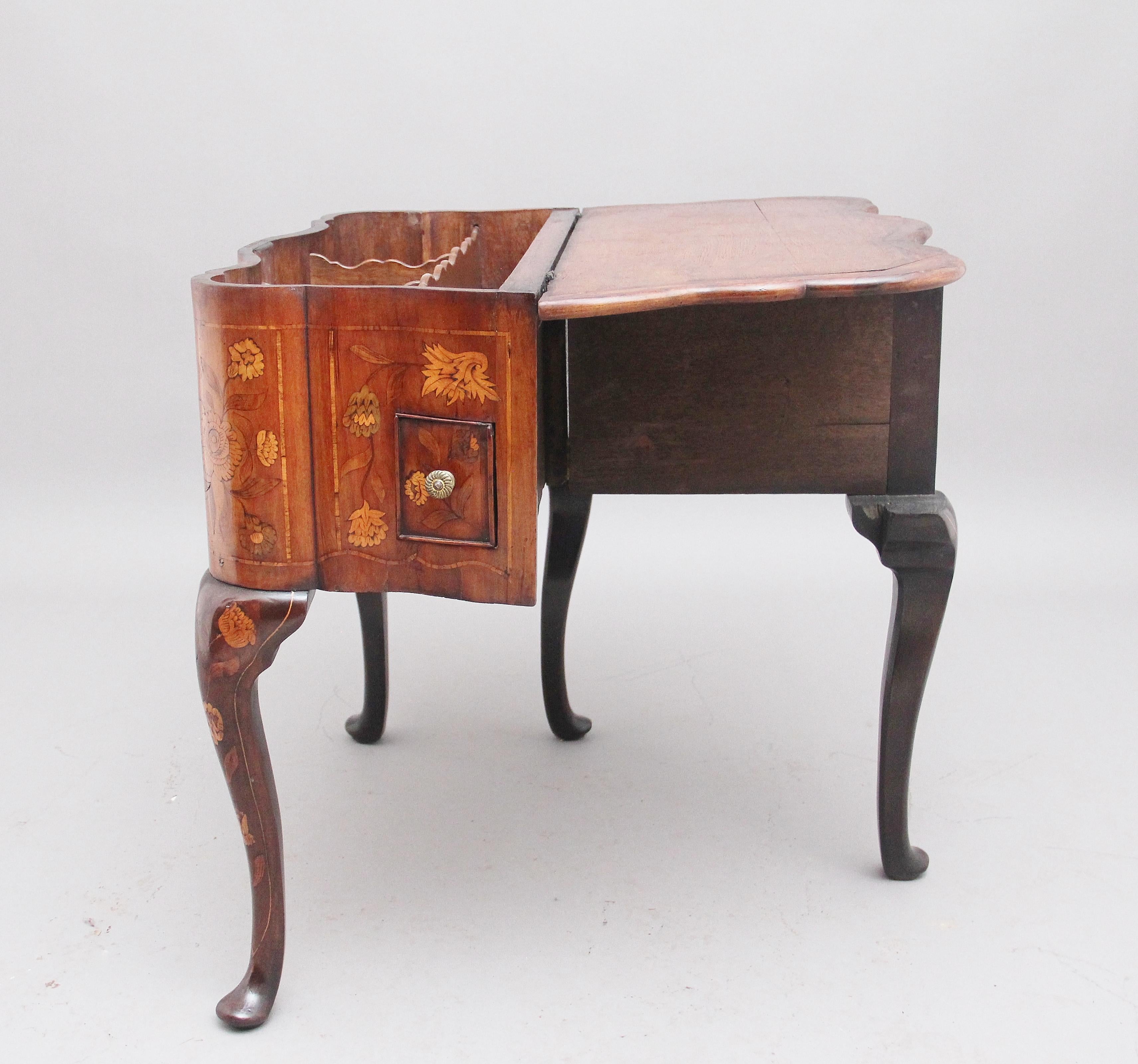 18th Century Dutch Marquetry Walnut Side Table For Sale 2