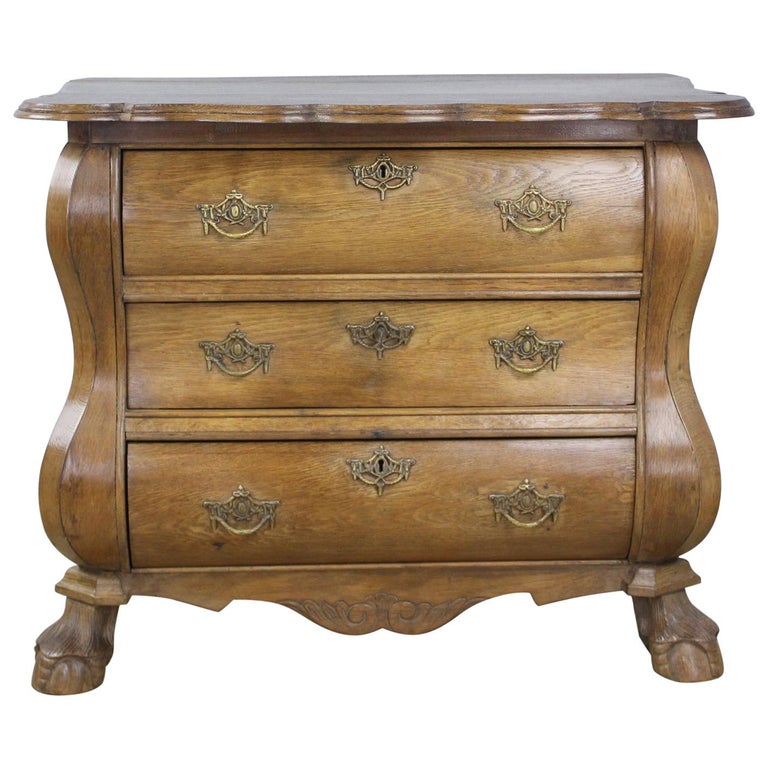 18th Century Dutch Oak Bombe Chest For Sale at 1stDibs