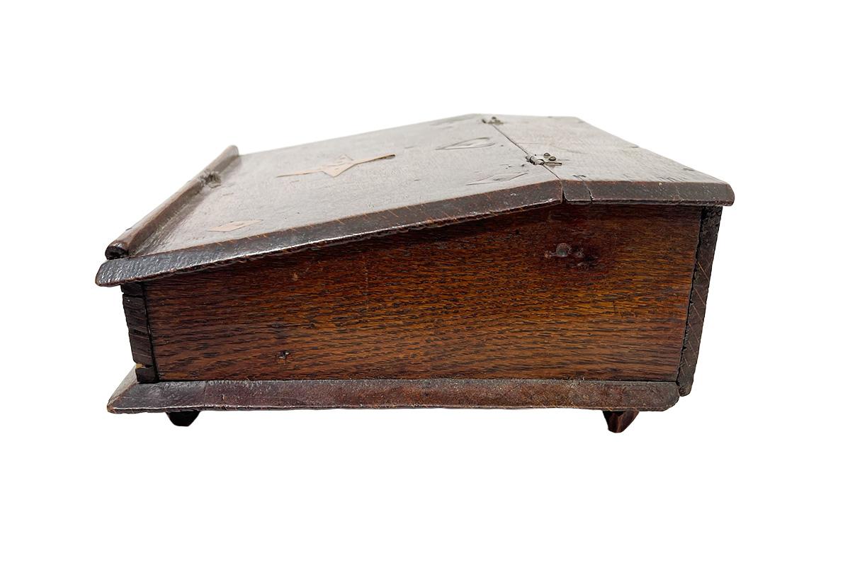 18th Century Dutch Oak Children's Writing Box In Good Condition For Sale In Delft, NL