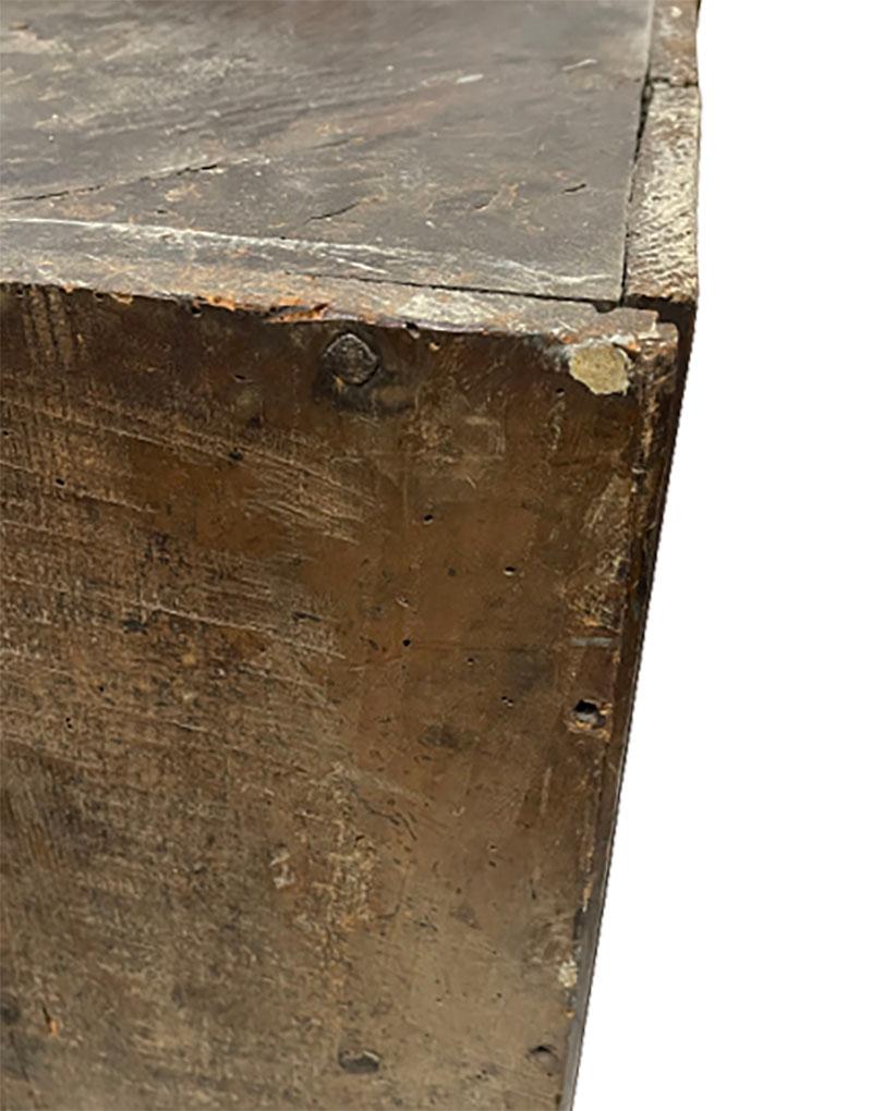 Hang-Eckschrank aus niederländischer Eiche aus dem 18. Jahrhundert im Angebot 1