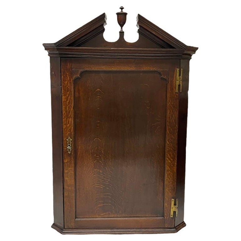 18th Century Dutch Oak Hanging Corner For Sale at 1stDibs