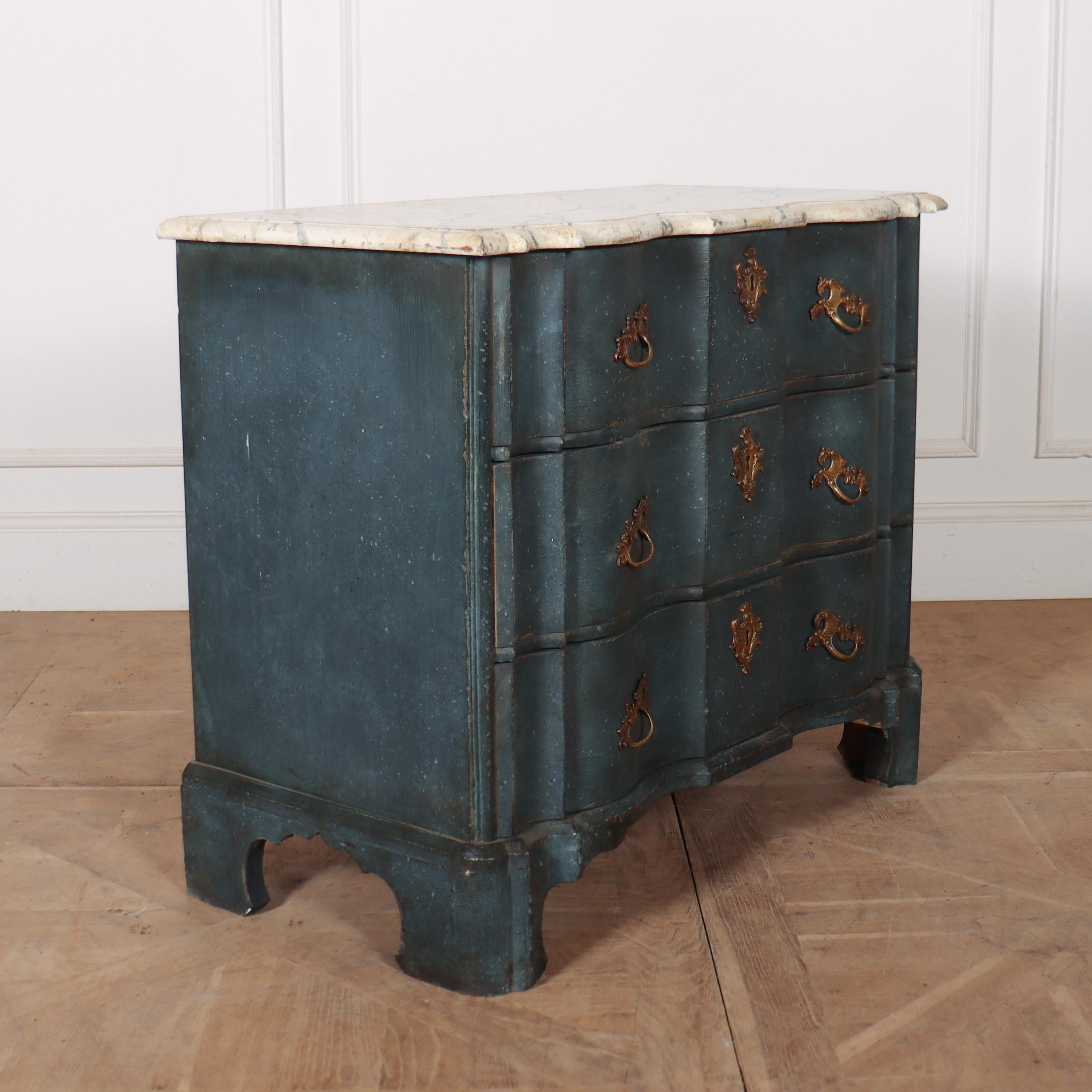 Small 18th C Dutch serpentine front 3 drawer painted oak commode with a faux marble top. 1790.

Reference: 8114

Dimensions
35 inches (89 cms) Wide
18 inches (46 cms) Deep
29.5 inches (75 cms) High