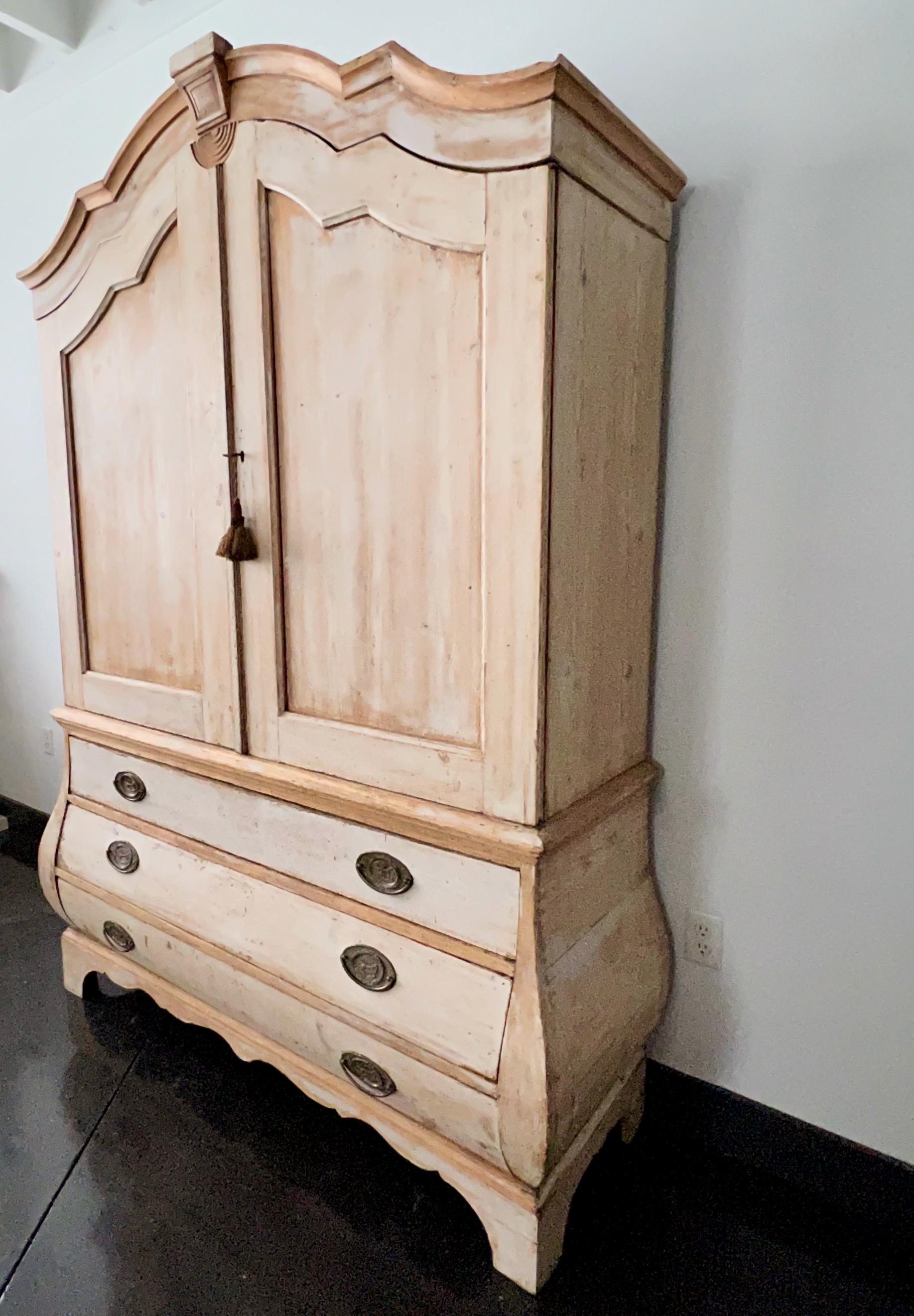 18th Century Dutch Painted Oak Cabinet In Good Condition For Sale In Charleston, SC