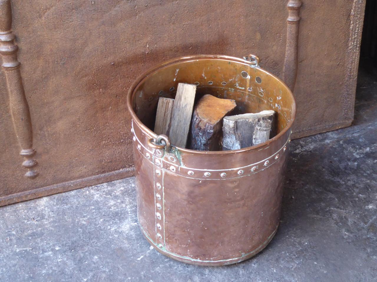 18th Century Dutch Polished Copper Log Holder of Log Basket 6