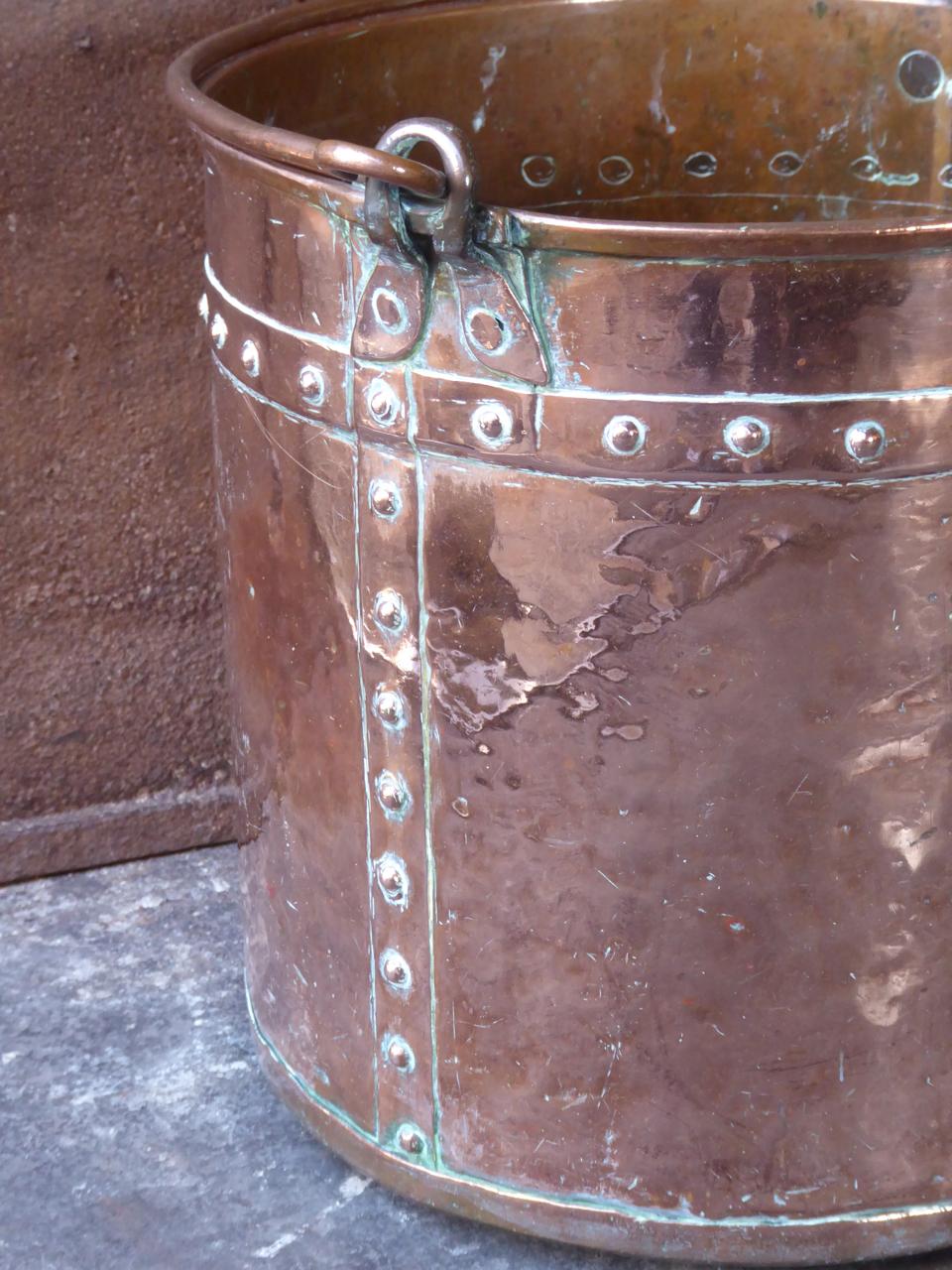 18th Century and Earlier 18th Century Dutch Polished Copper Log Holder of Log Basket