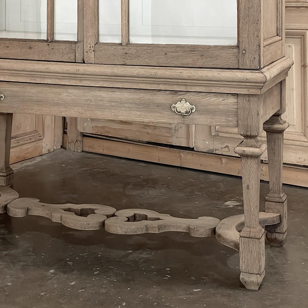 18th Century Dutch Raised Cabinet ~ Bookcase in Stripped Oak 12