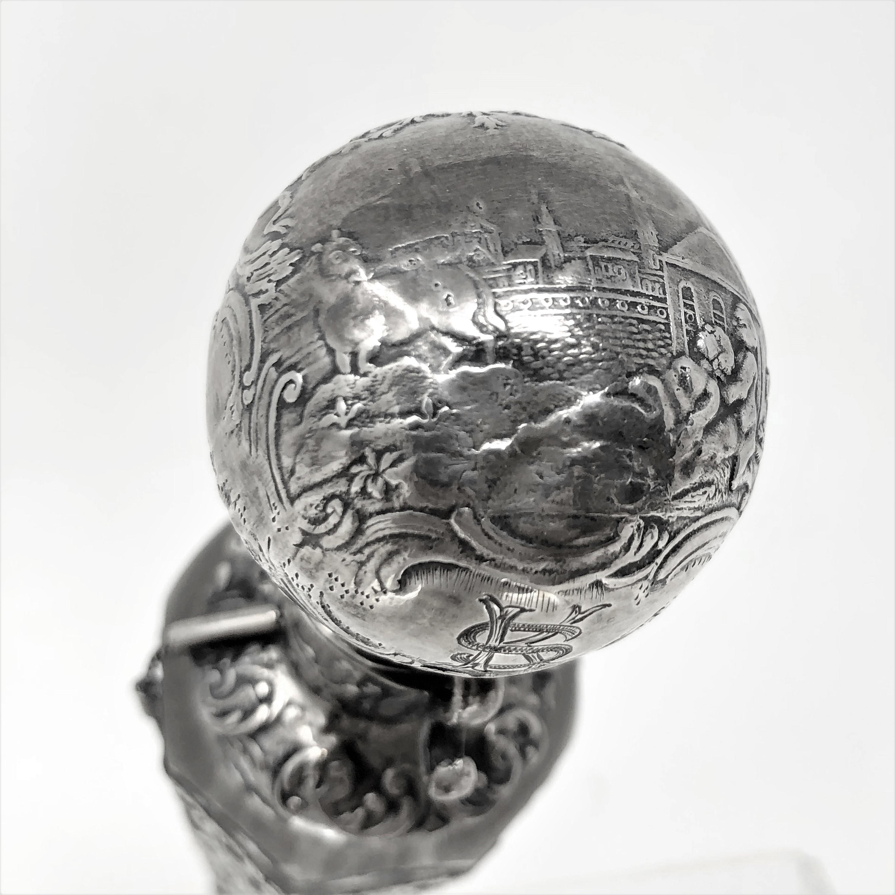 Französische Parfüm-Zylinderflasche aus Sterlingsilber und geschliffenem Kristallglas aus dem 18. Jahrhundert im Angebot 7