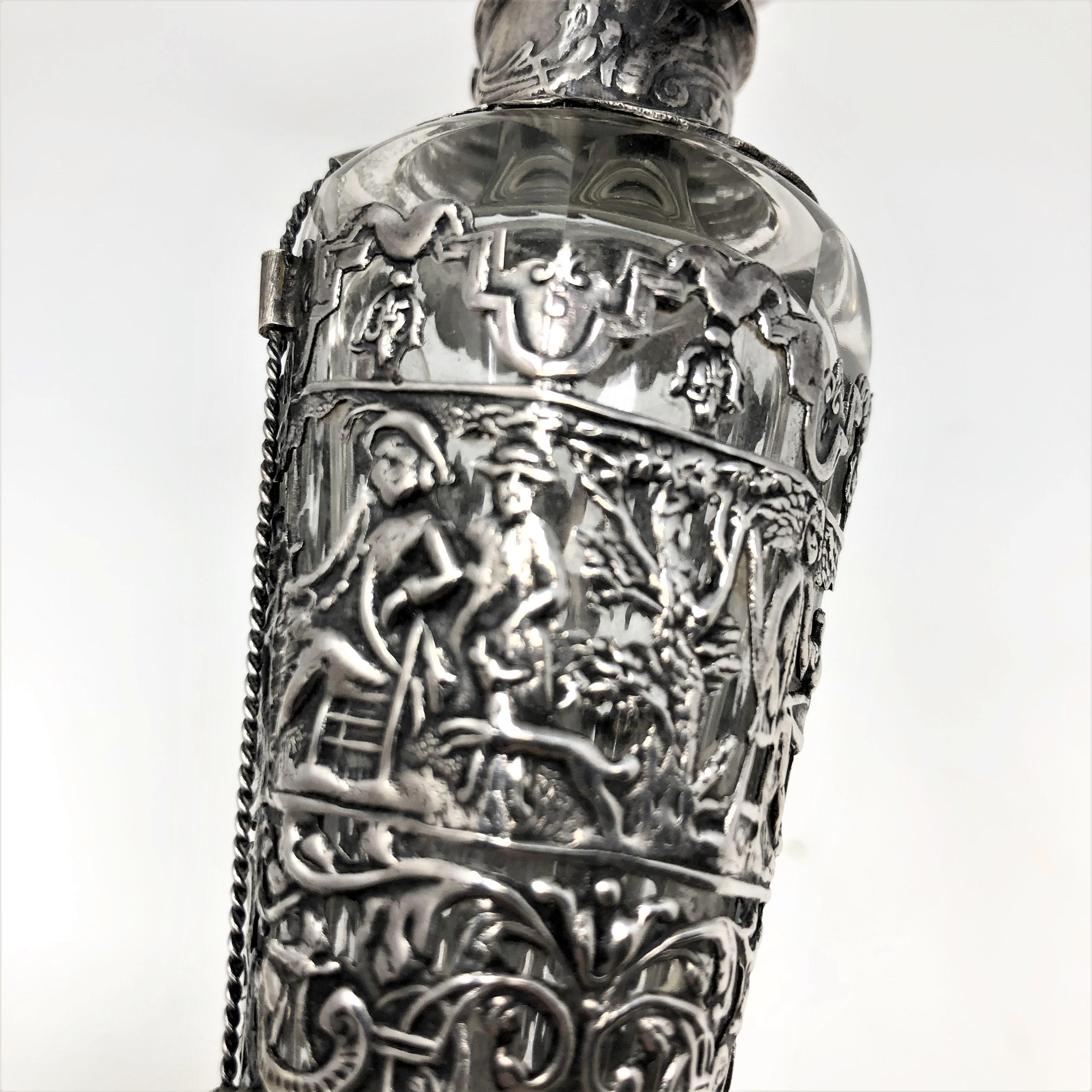 18th Century Dutch Sterling Silver and Cut Crystal Glass Perfume Cylinder Bottle In Good Condition For Sale In Hamilton, Ontario