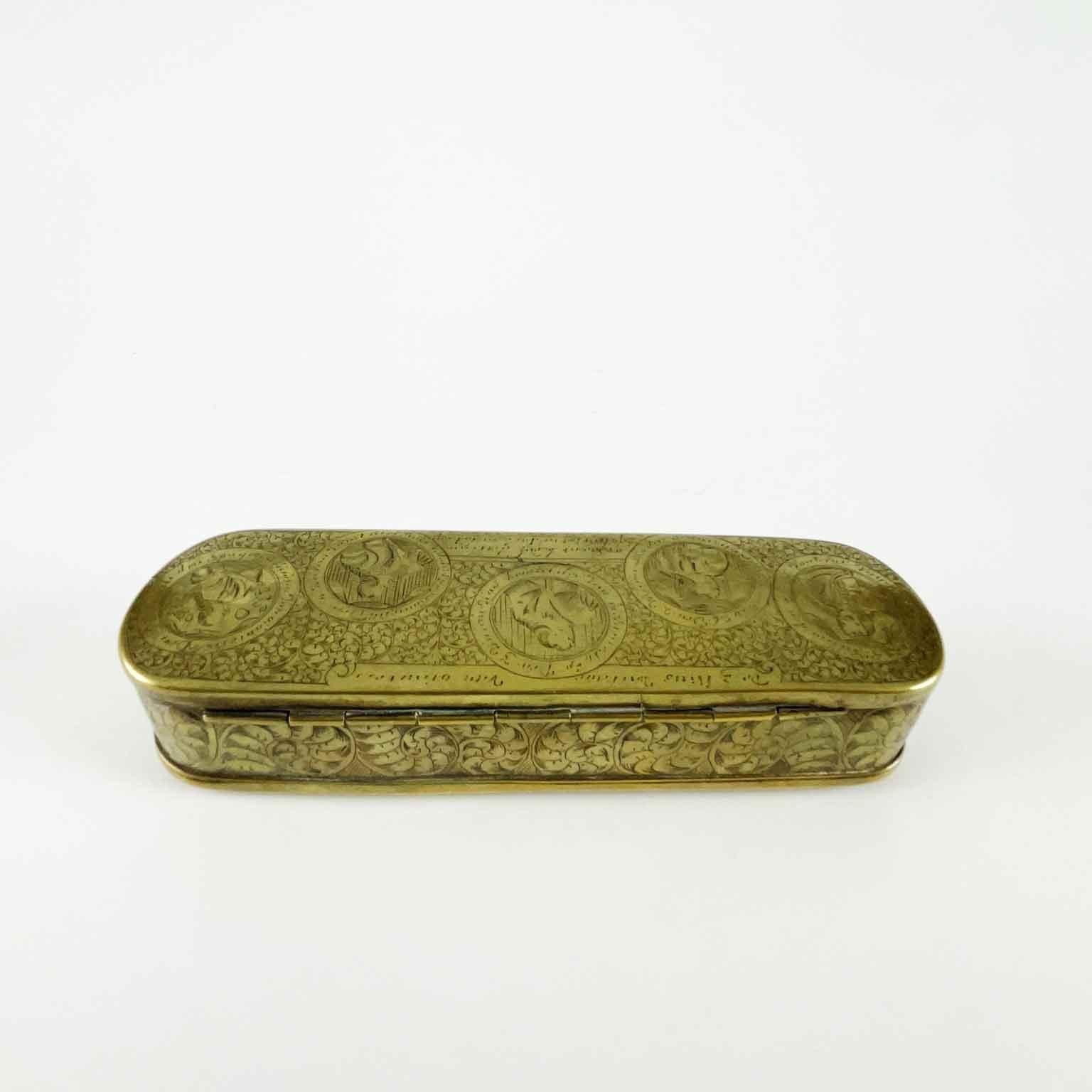 18th Century Dutch Tobacco Box Engraved Brass Snuff Box Brass with Figures For Sale 2