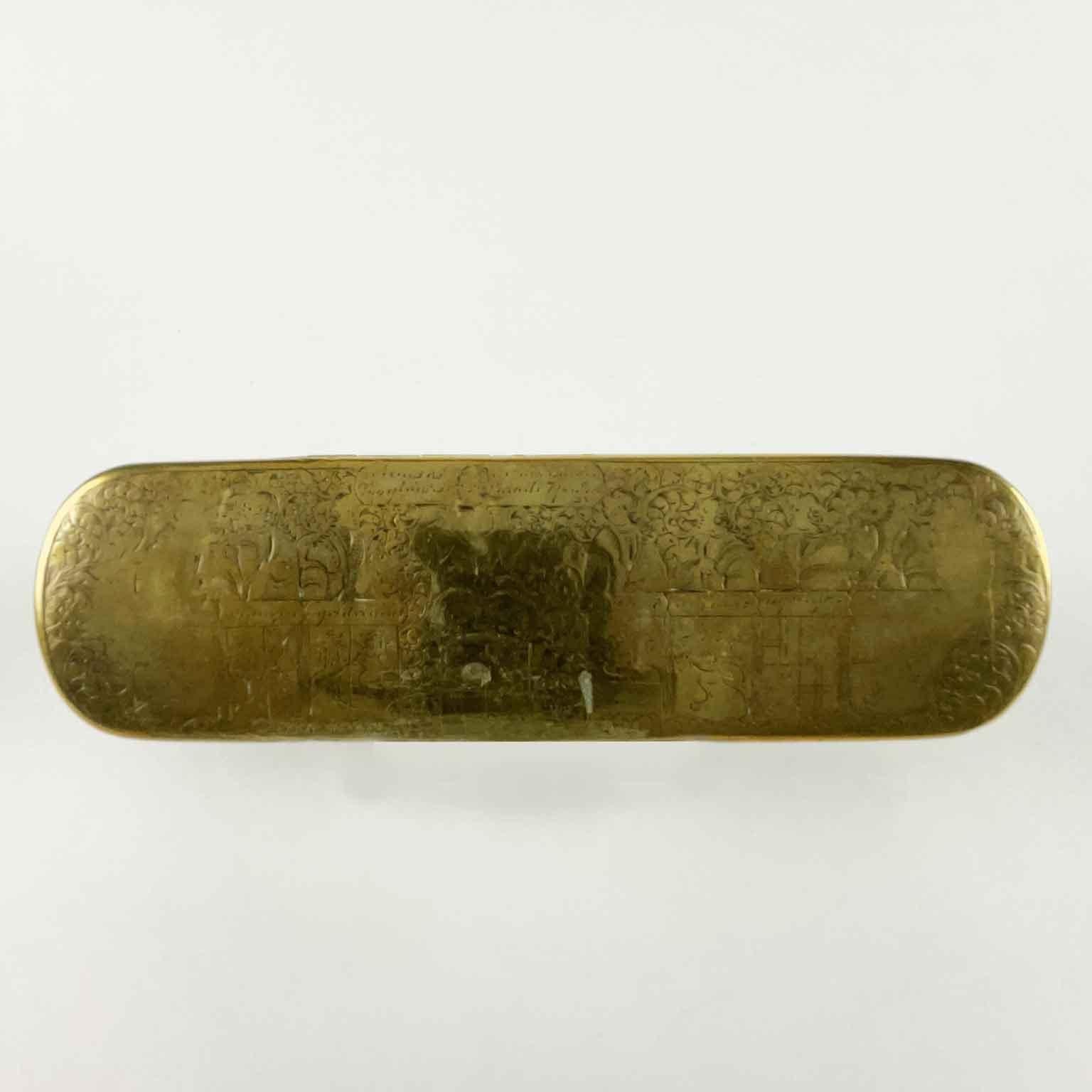 18th Century Dutch Tobacco Box Engraved Brass Snuff Box Brass with Figures For Sale 6