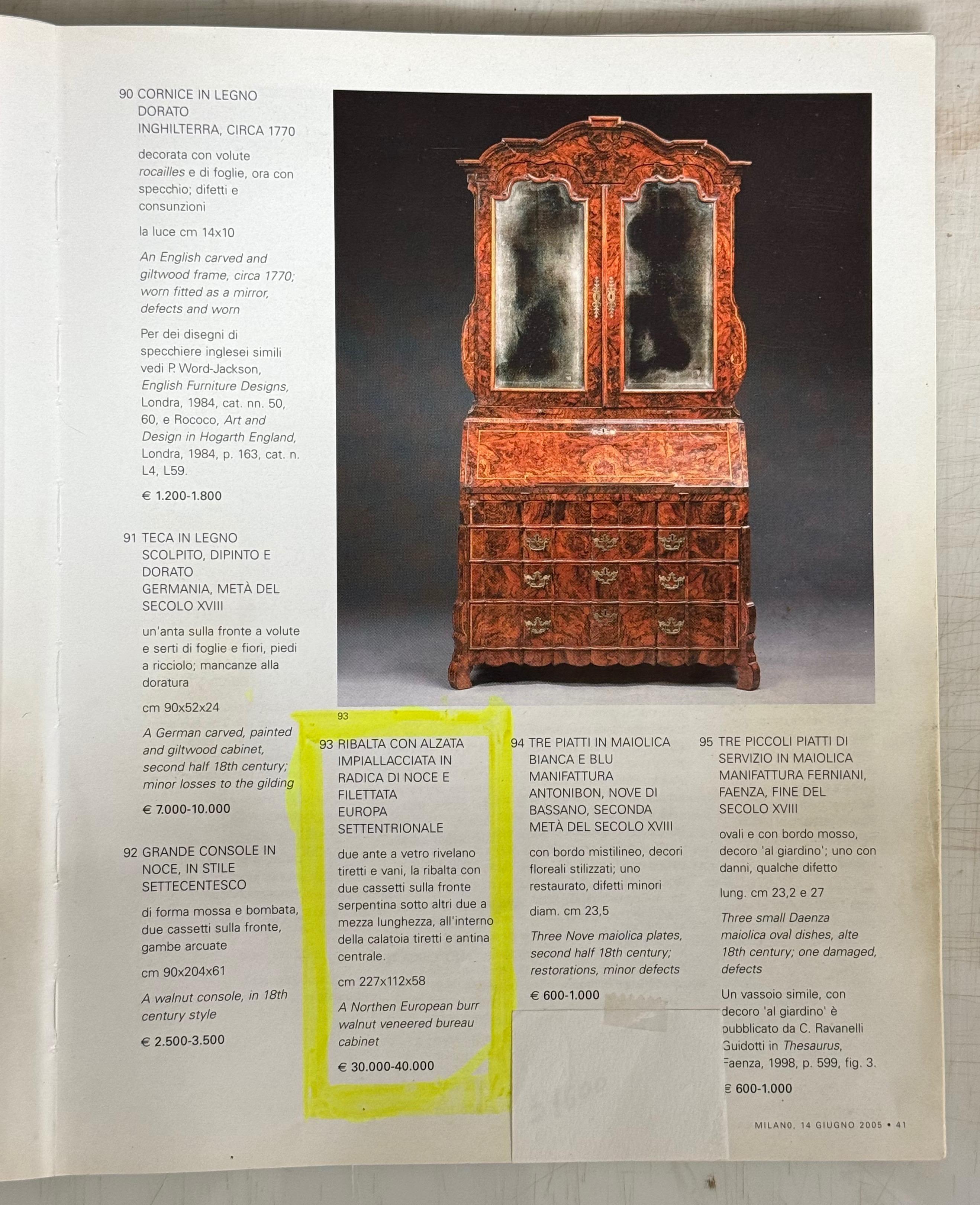 18th-Century Dutch Trumeau Cabinet Bookcase in Burl and Bois de Rose early 1700s For Sale 9