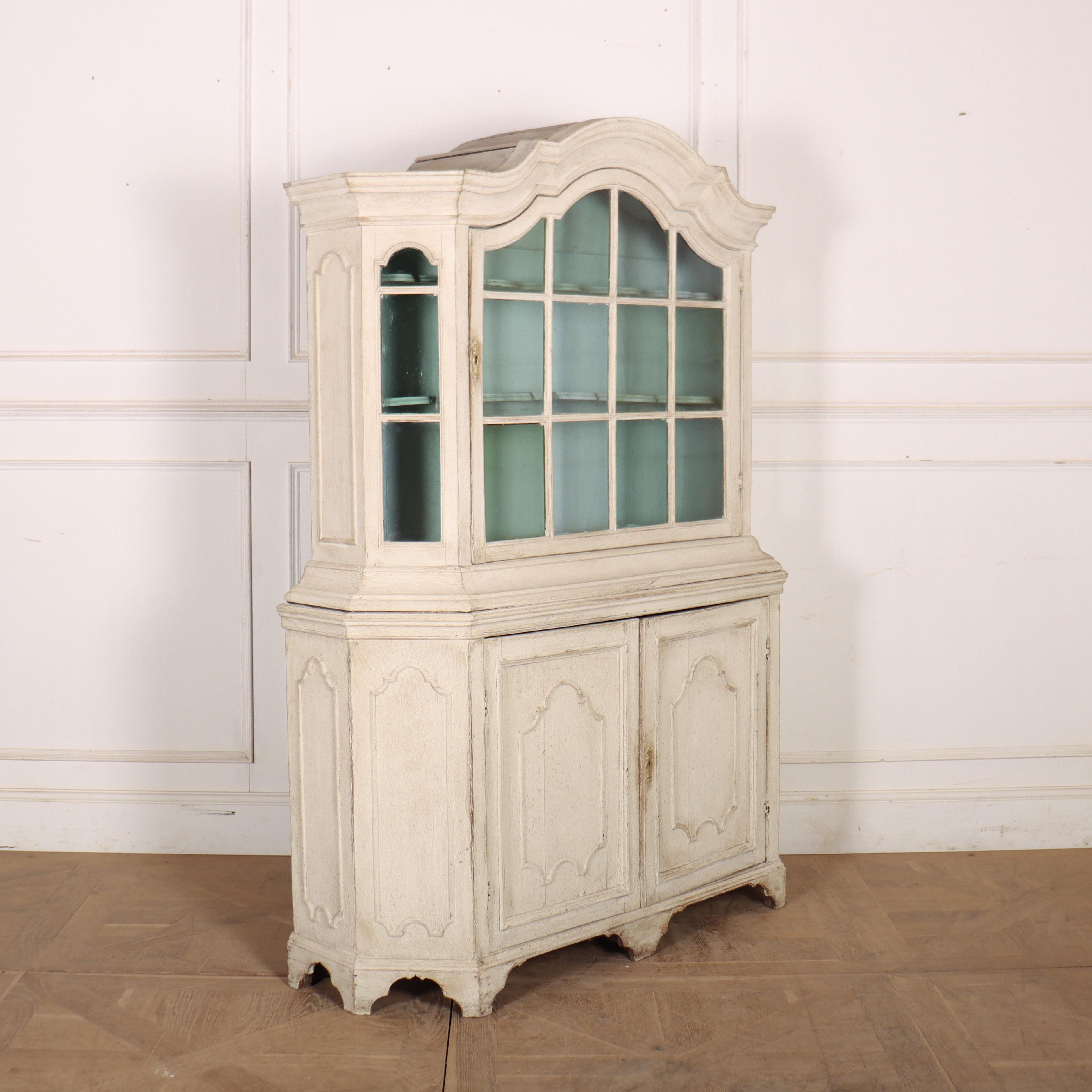 18th Century Dutch Vitrine For Sale 7