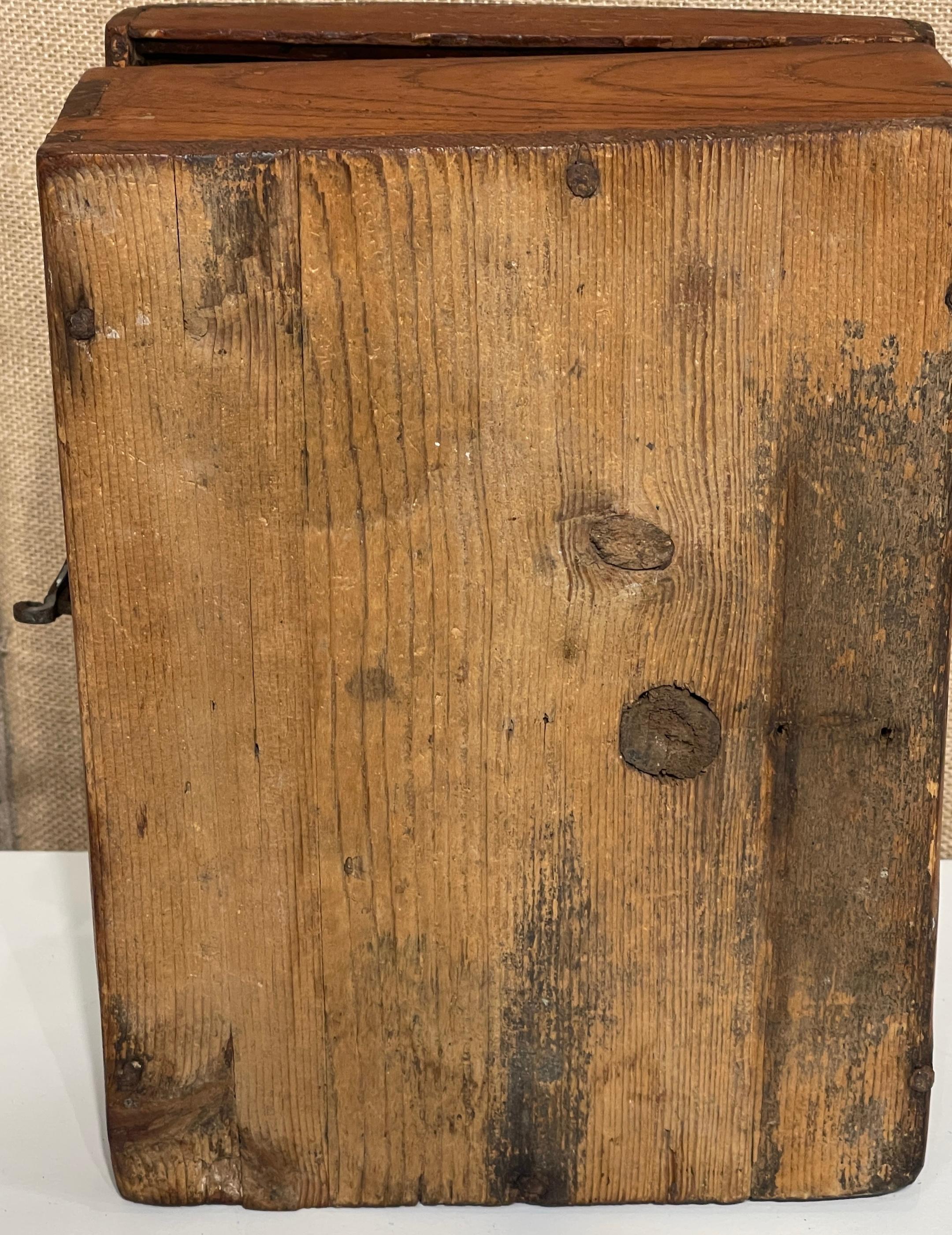 18th Century Dutch Walnut & Iron Polychromed Domed Table Box For Sale 4