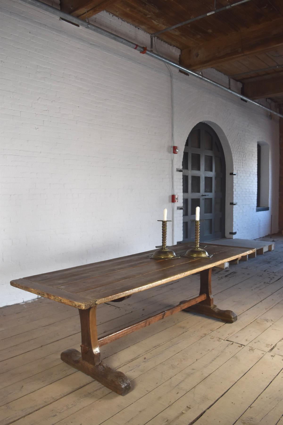 18th Century early American Rustic Pine Trestle Table In Good Condition In Troy, NY