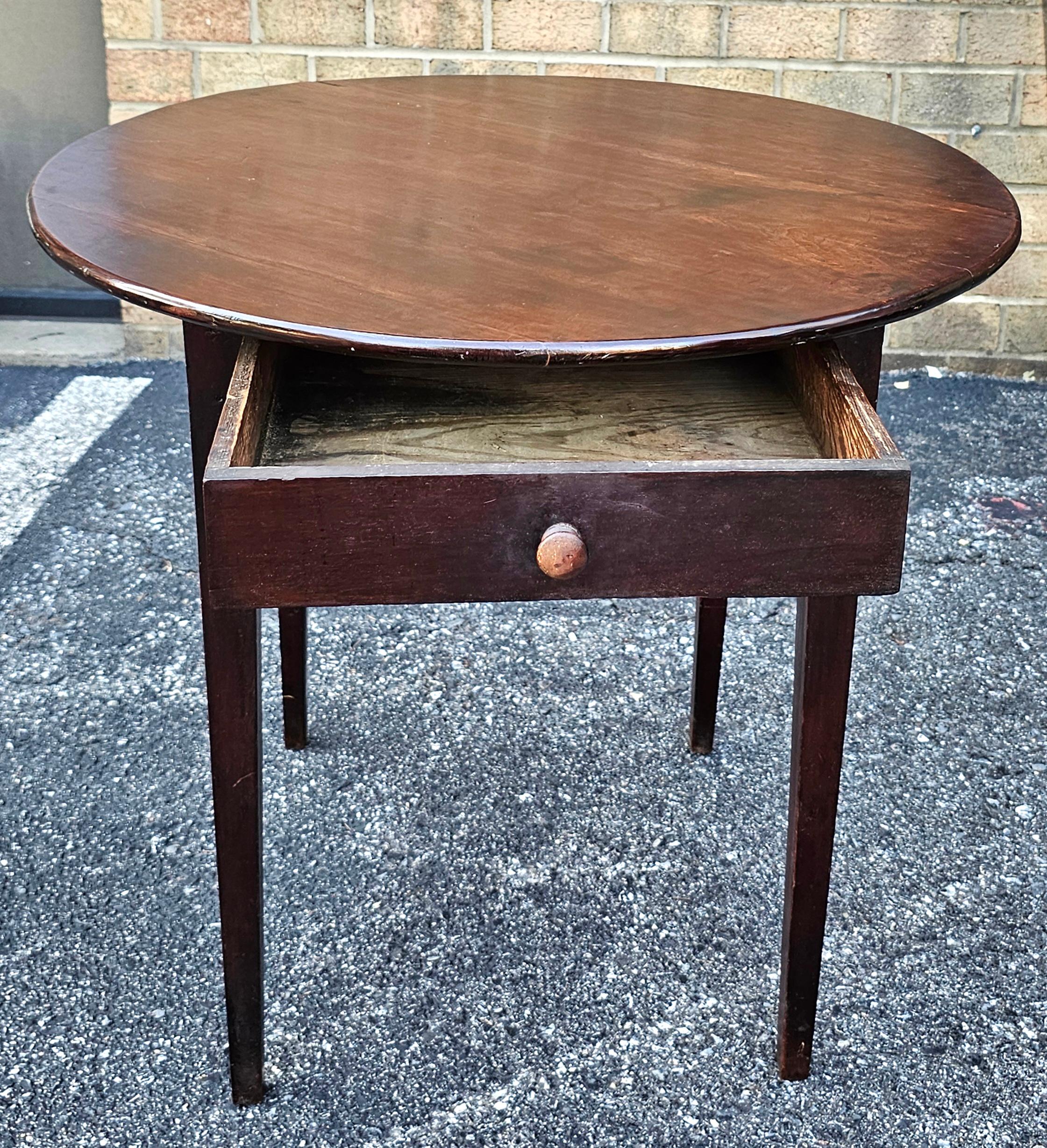 18th Century Early American Stained Mahogany Single Drawer Tavern Table For Sale 1