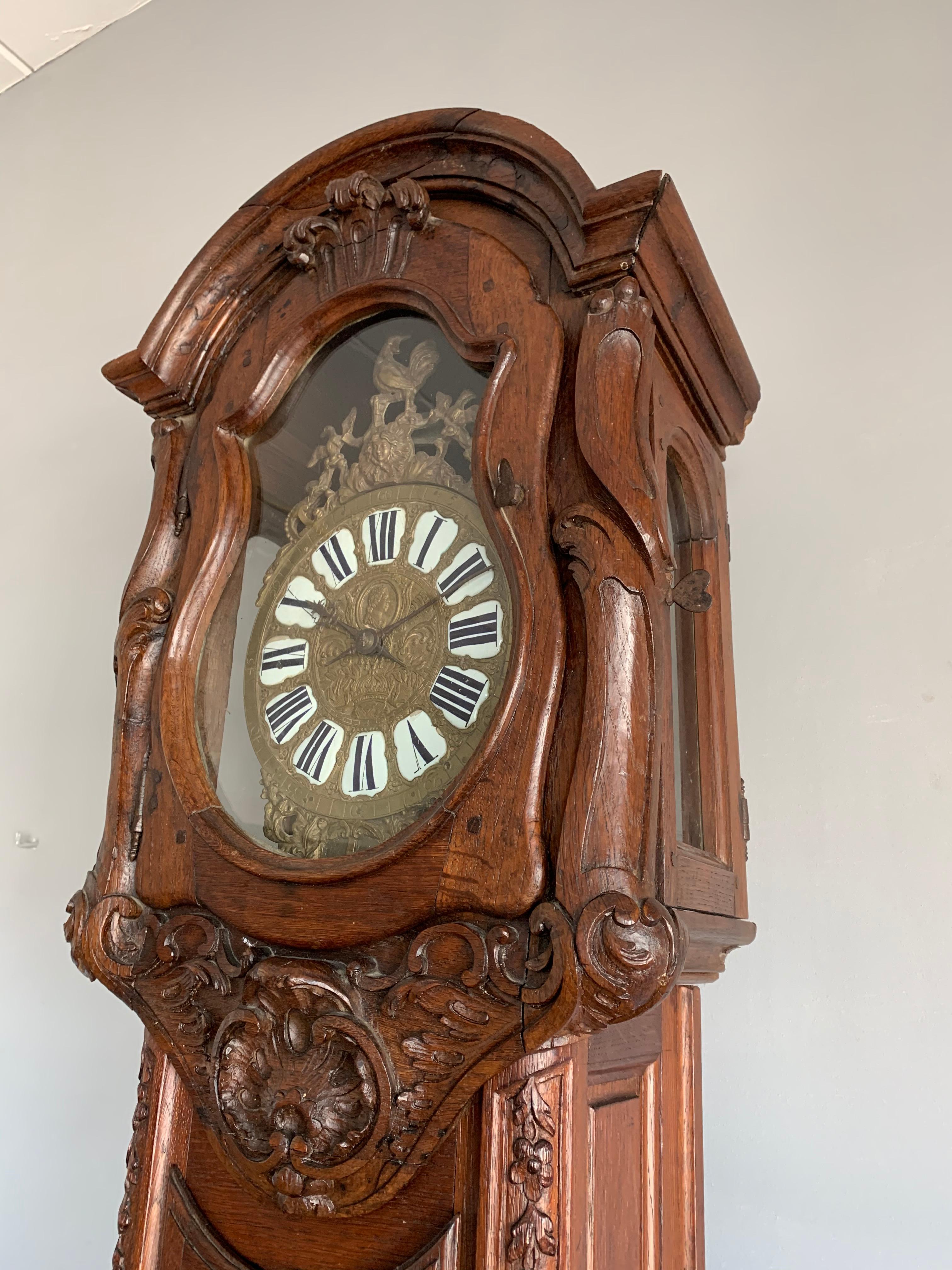 18th Century Elegant French Louis XIV Hand Carved Tall Case Clock with Rooster For Sale 10