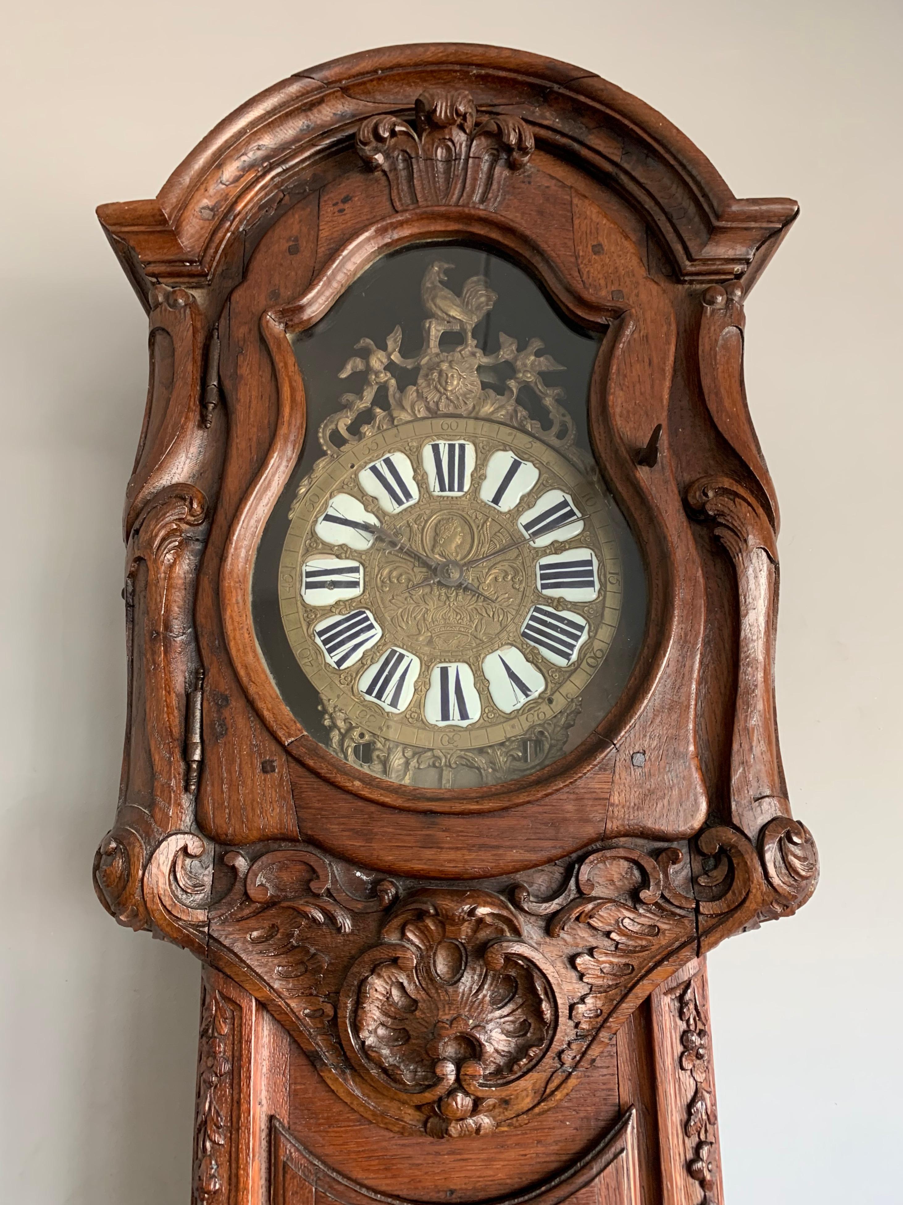 Hand-Crafted 18th Century Elegant French Louis XIV Hand Carved Tall Case Clock with Rooster For Sale