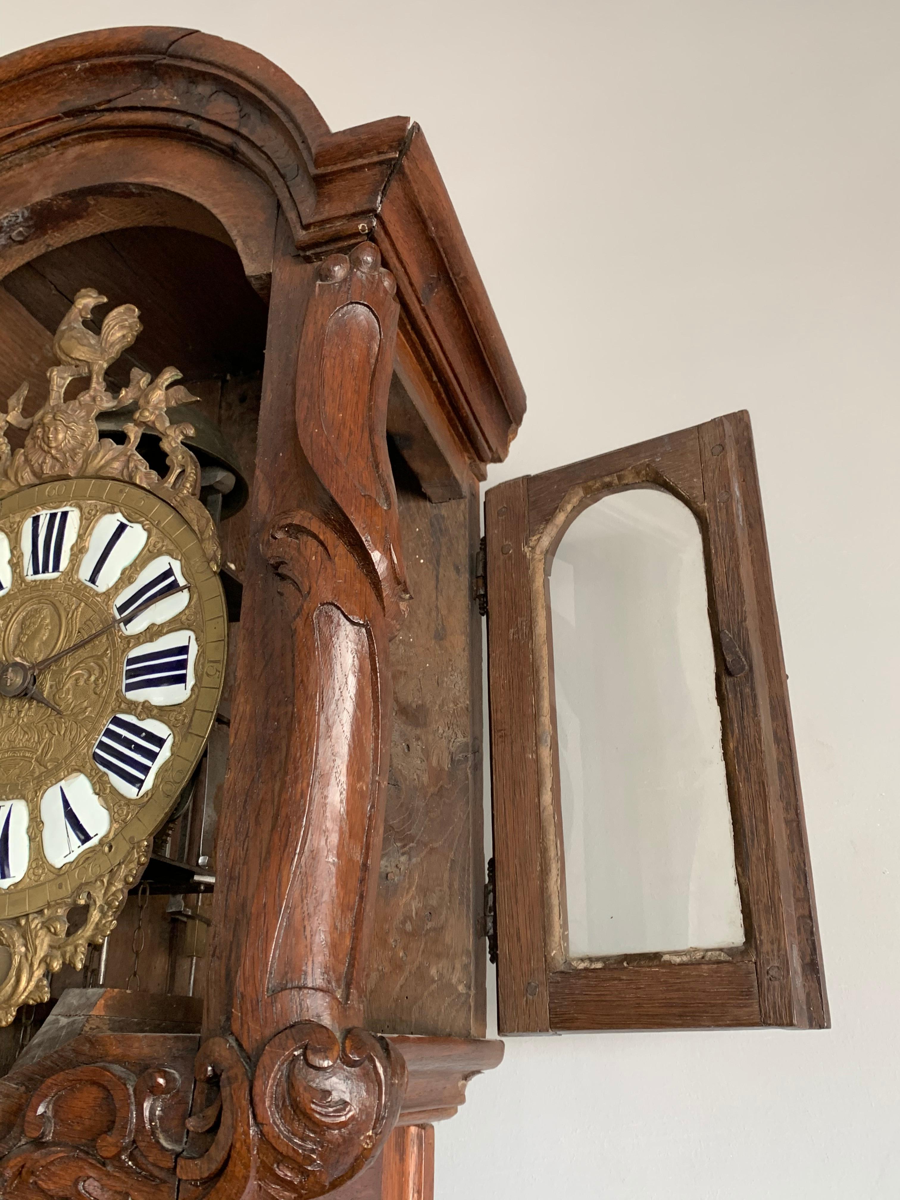 18th Century Elegant French Louis XIV Hand Carved Tall Case Clock with Rooster For Sale 3