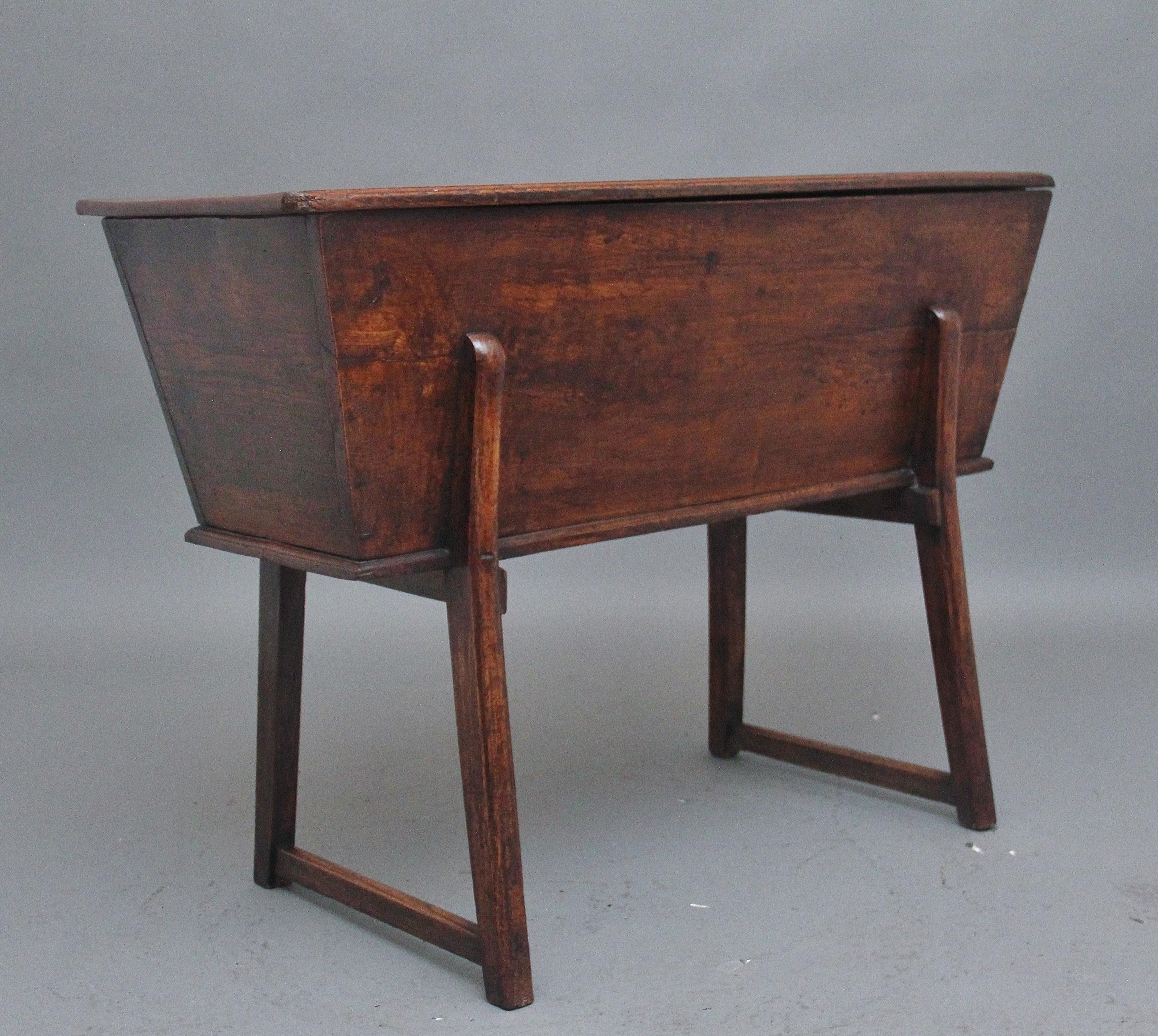 Late 18th Century 18th Century elm dough bin For Sale