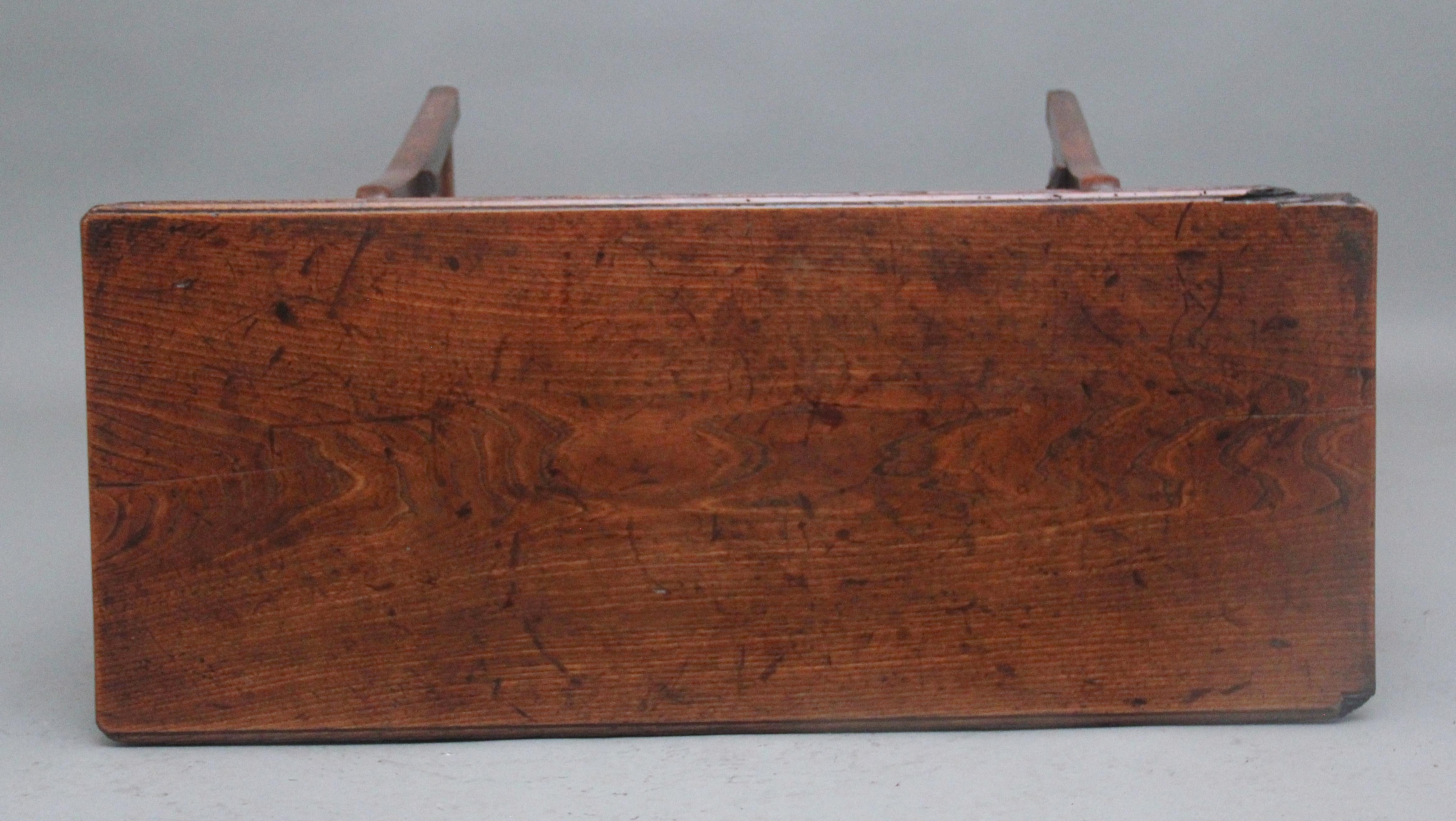 18th Century elm dough bin For Sale 1