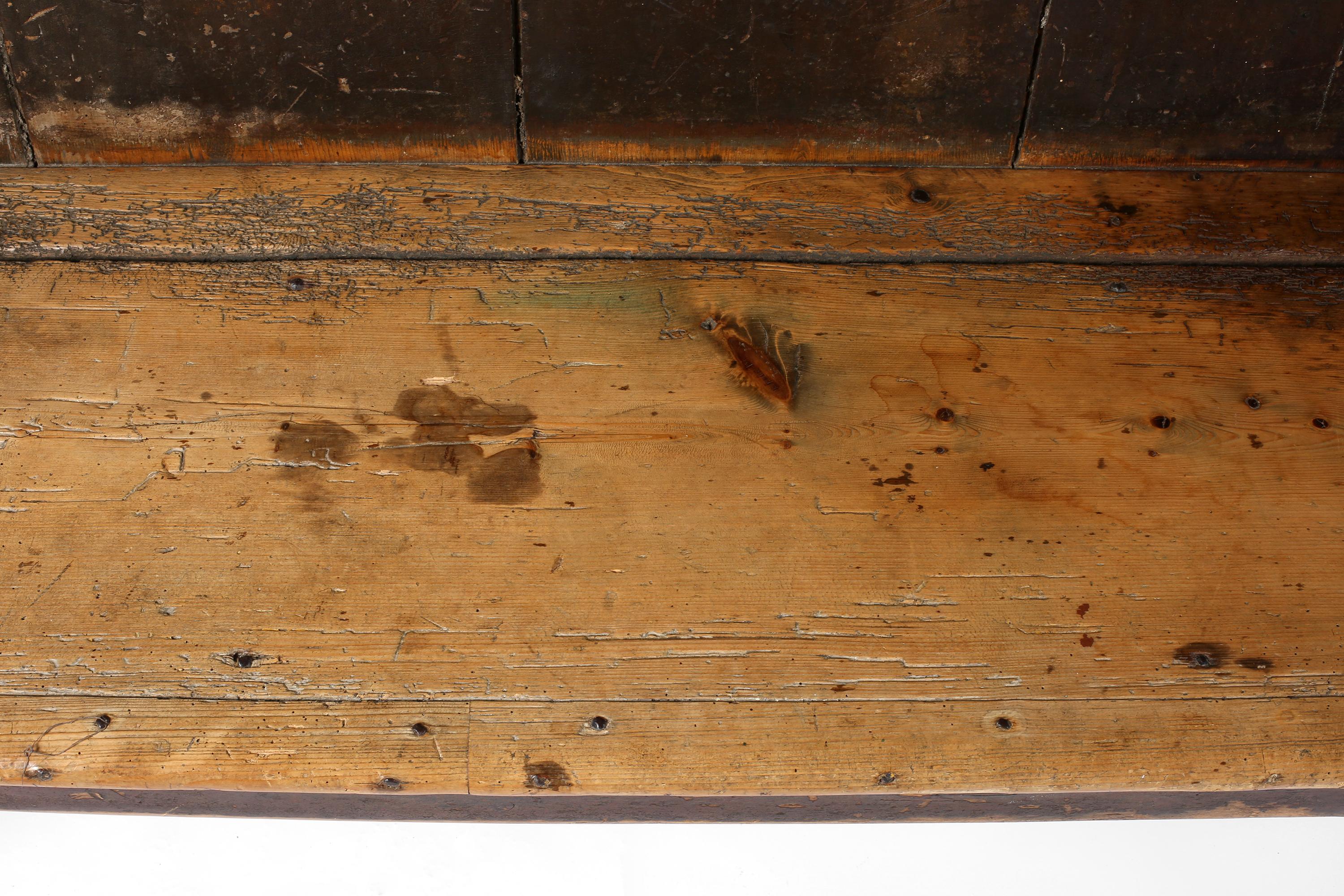 18th Century Elm West Country Settle For Sale 3
