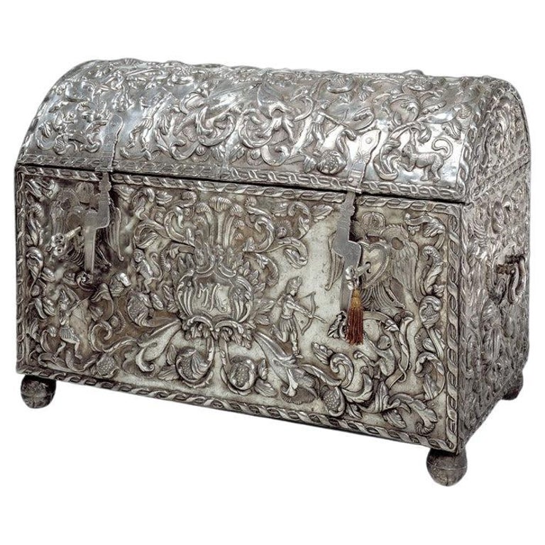 18th Century Embossed Solid Silver Coffer For Sale at 1stDibs