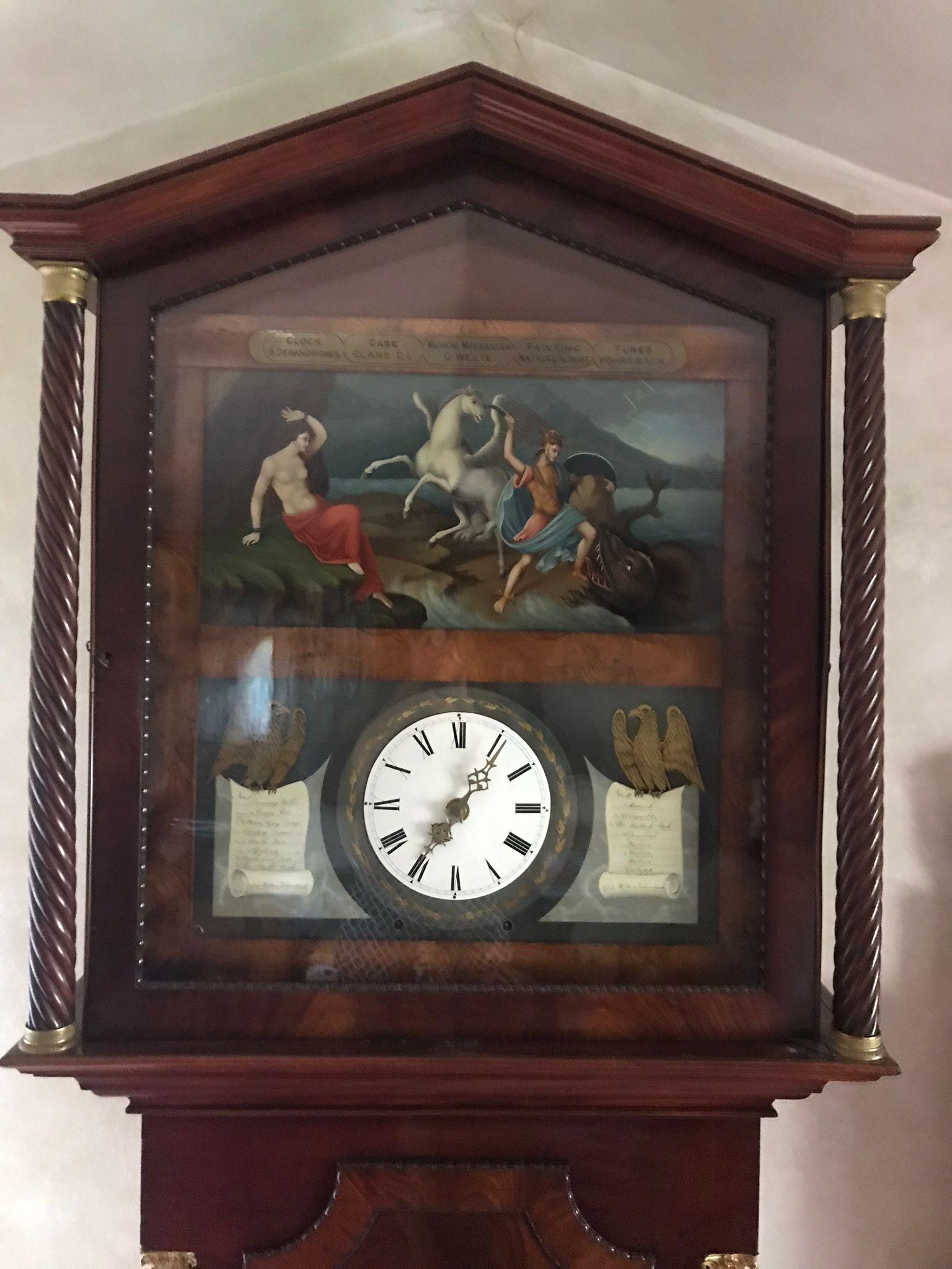 Européen Horloge de parquet de grand-père en acajou peint du XVIIIe siècle, Angleterre, George III en vente