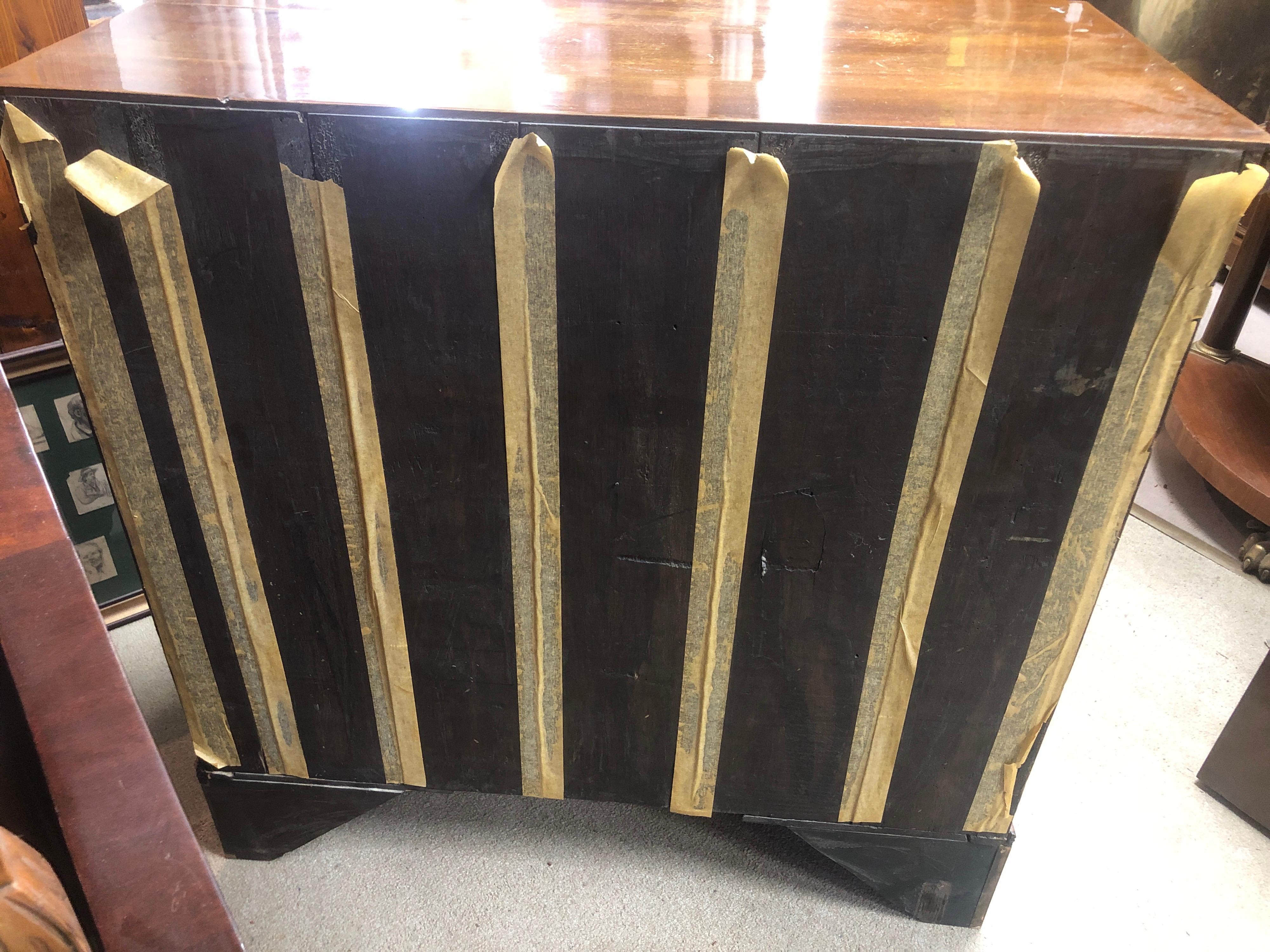 18th Century England Queen Anne Chest of Drawers Walnut Brass, 1780s 3