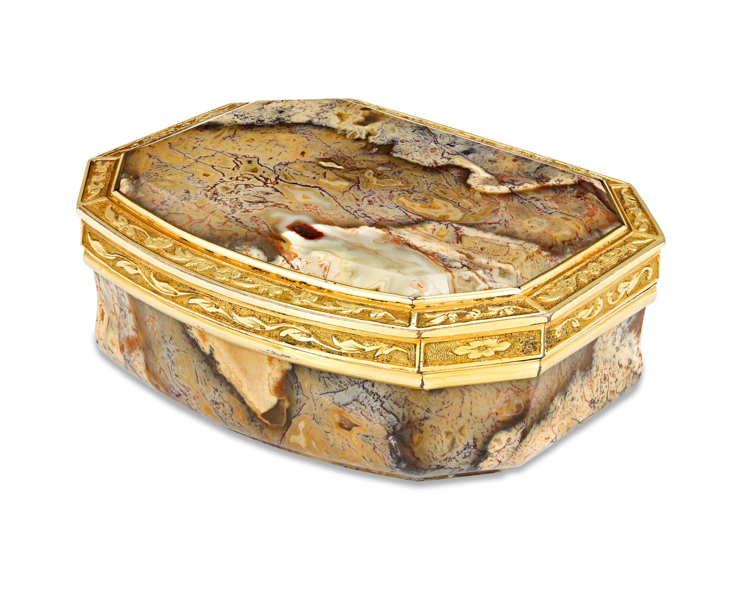 Other 18th Century English Agate Snuff Box For Sale