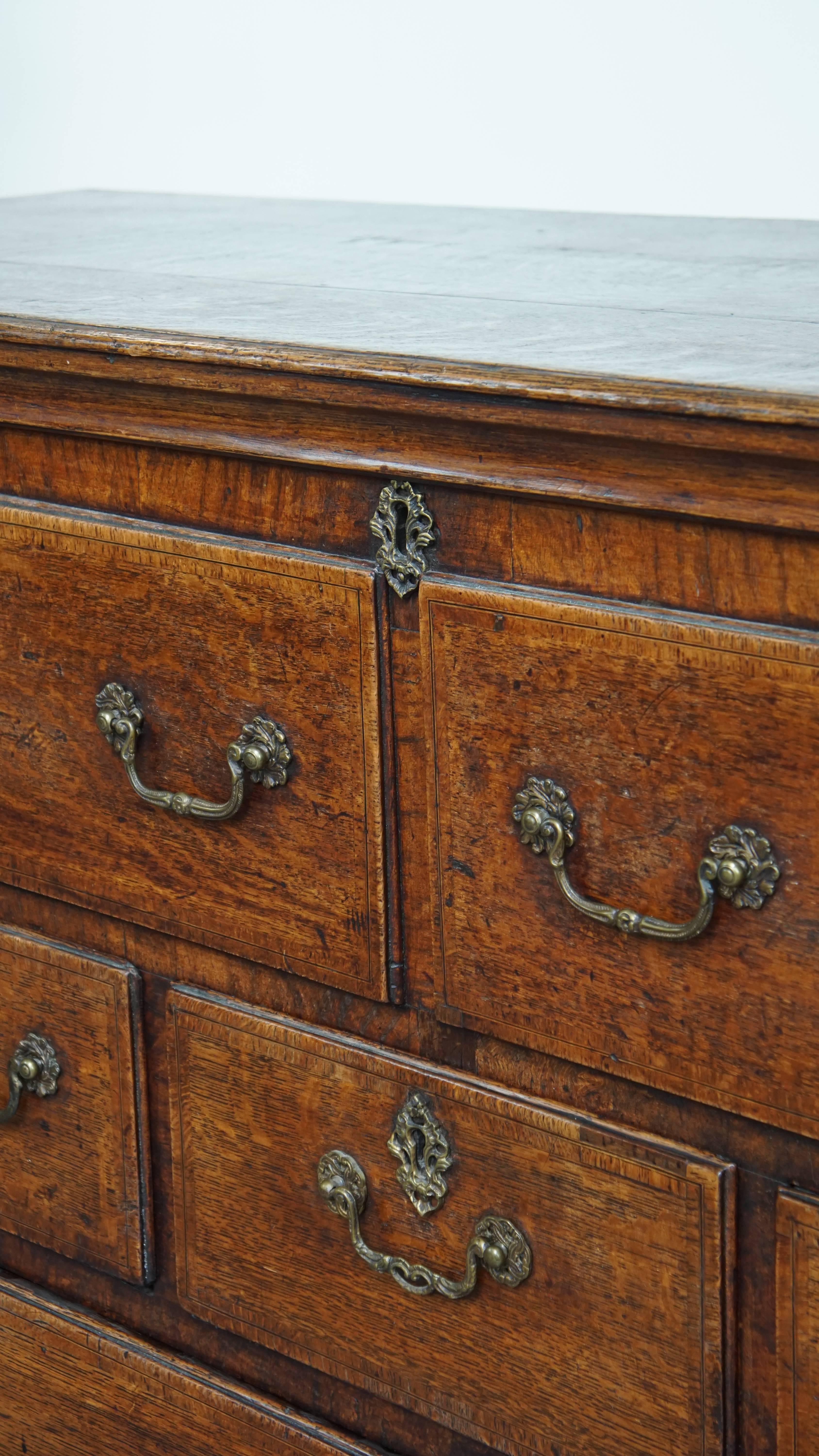 Englisches antikes Sideboard / Maultiertruhe aus dem 18. Jahrhundert im Angebot 1