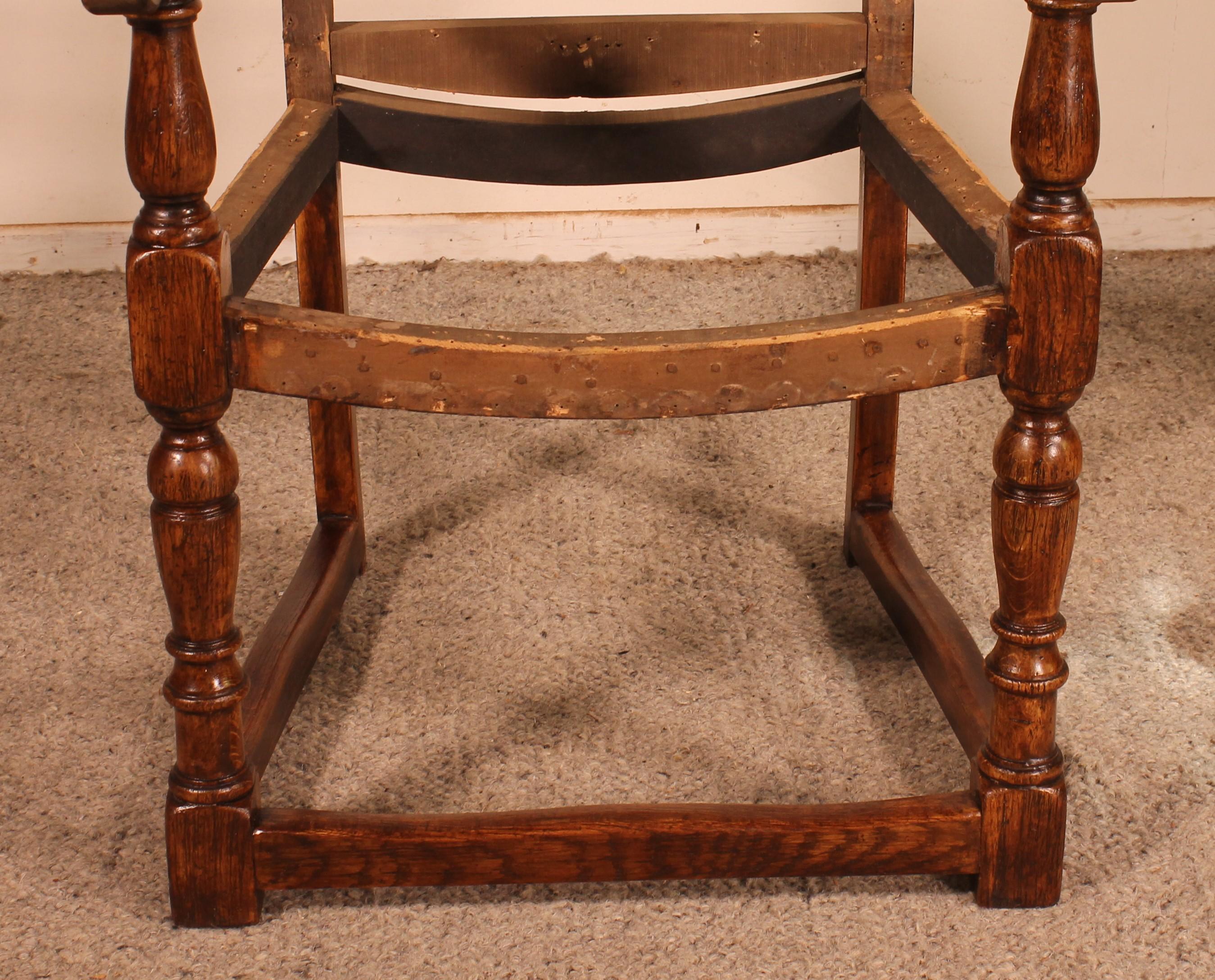Englischer Sessel aus Eiche aus dem 18. Jahrhundert (Georgian) im Angebot