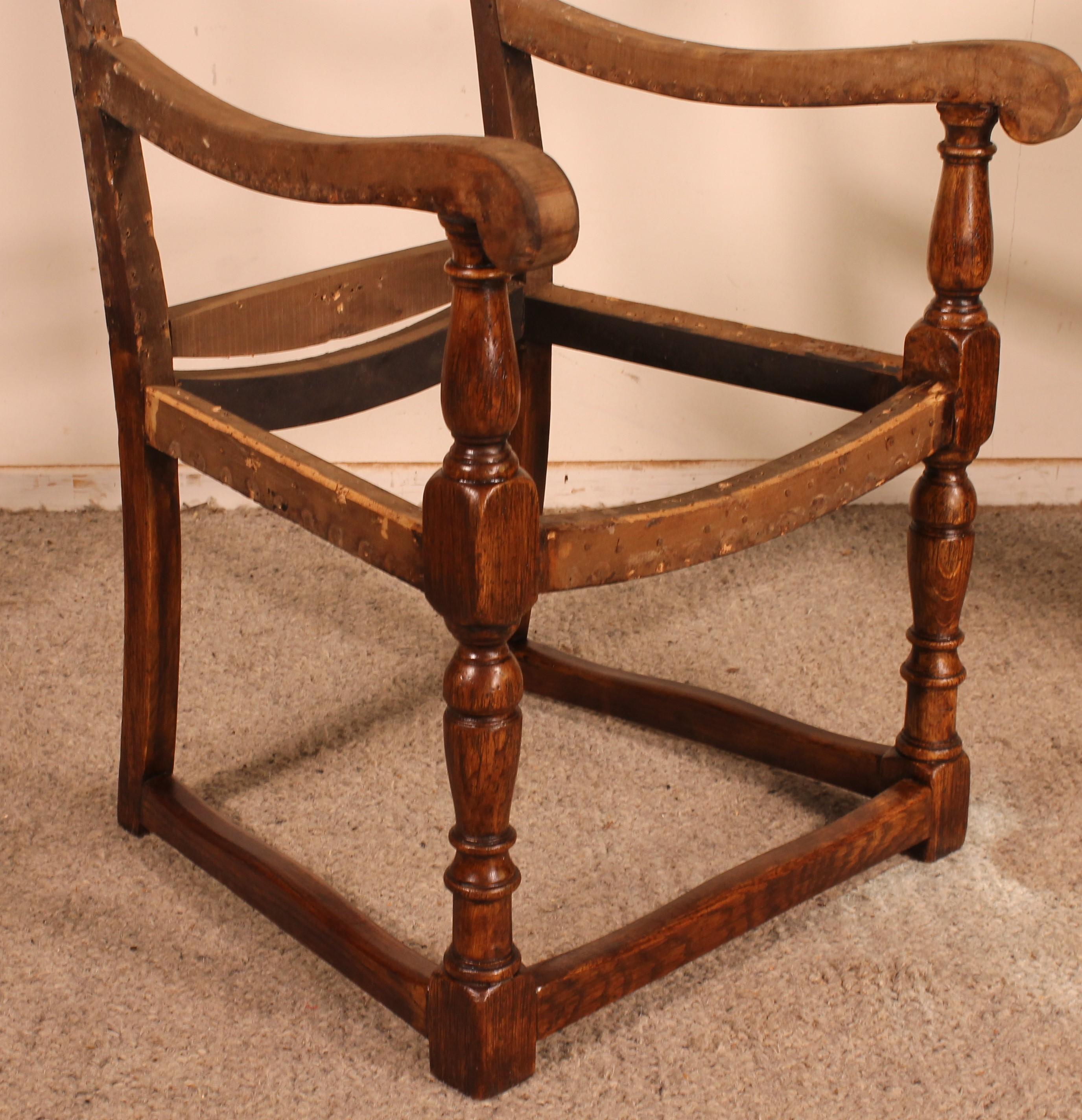 18th Century English Armchair in Oak In Good Condition For Sale In Brussels, Brussels
