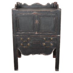 Meuble de chevet anglais du XVIIIe siècle