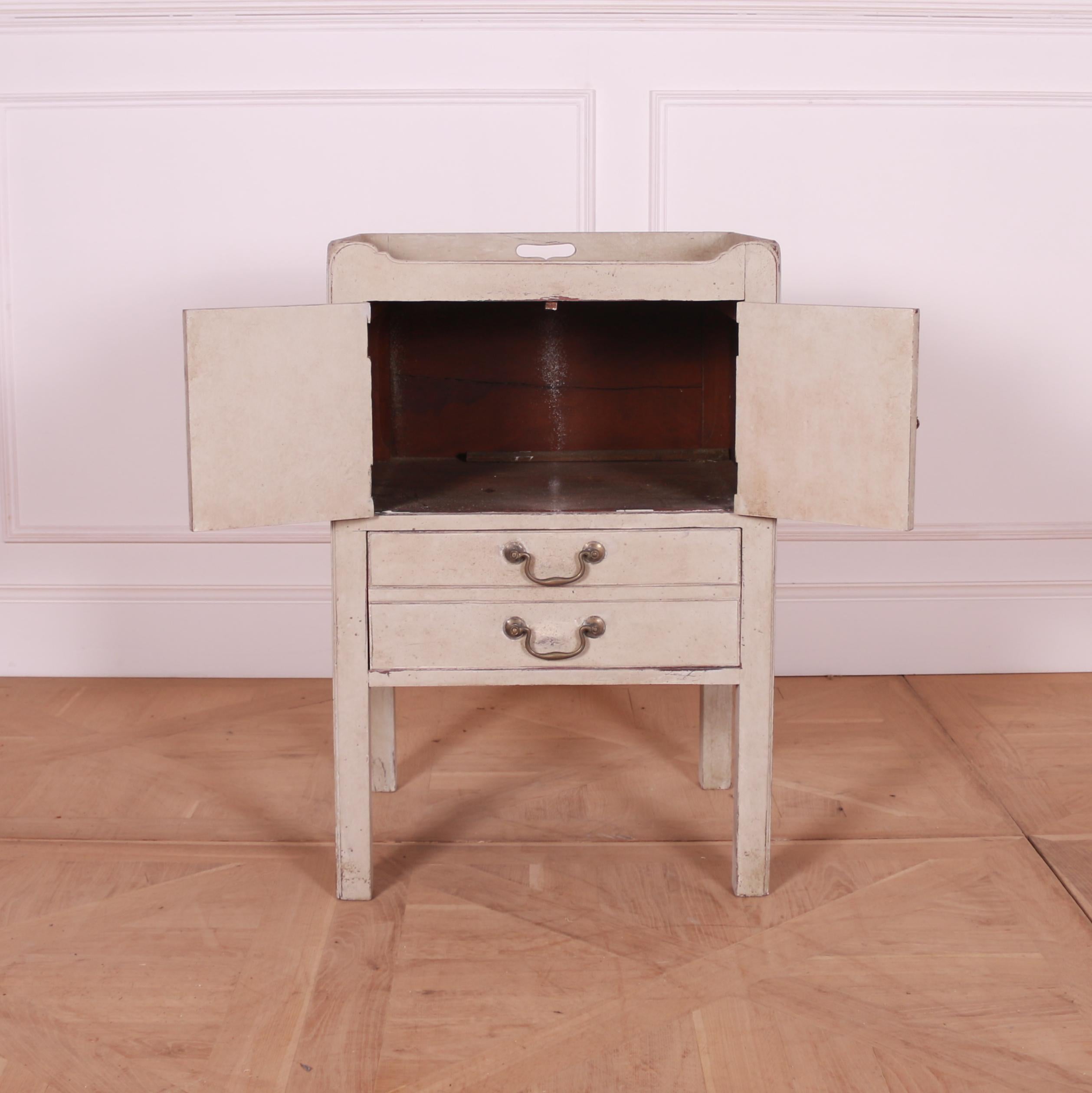 18th Century English Bedside Table In Good Condition In Leamington Spa, Warwickshire