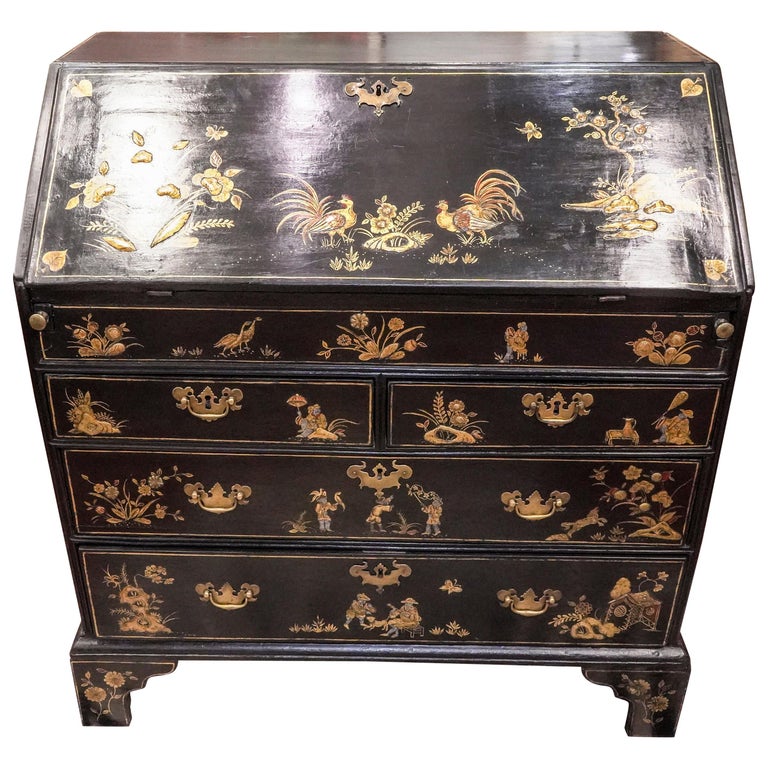 18th Century English Black Lacquered And Gold Painted Wood Bureau