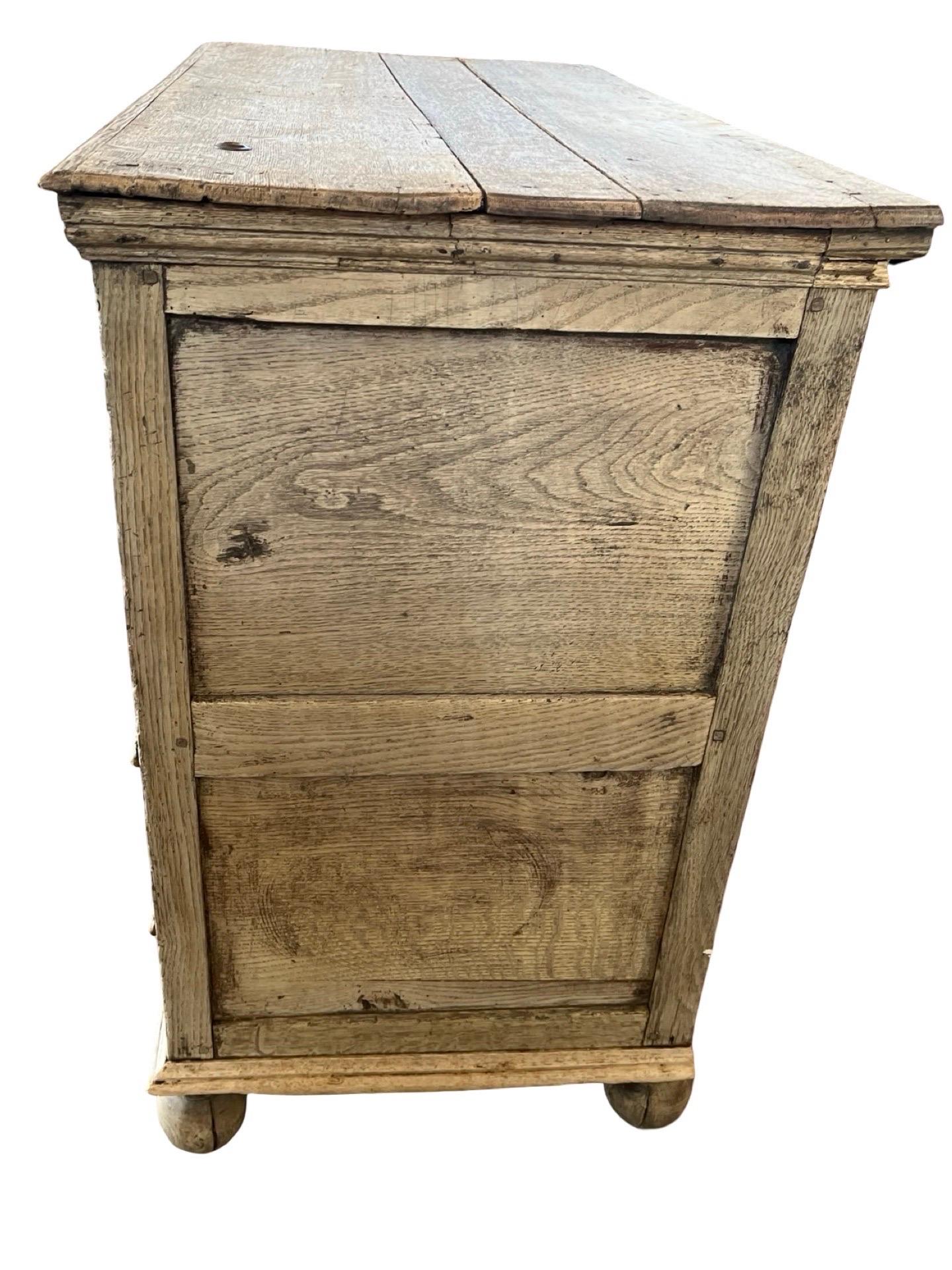 18th Century English Bleached Oak Jacobean Chest of Drawers For Sale 6