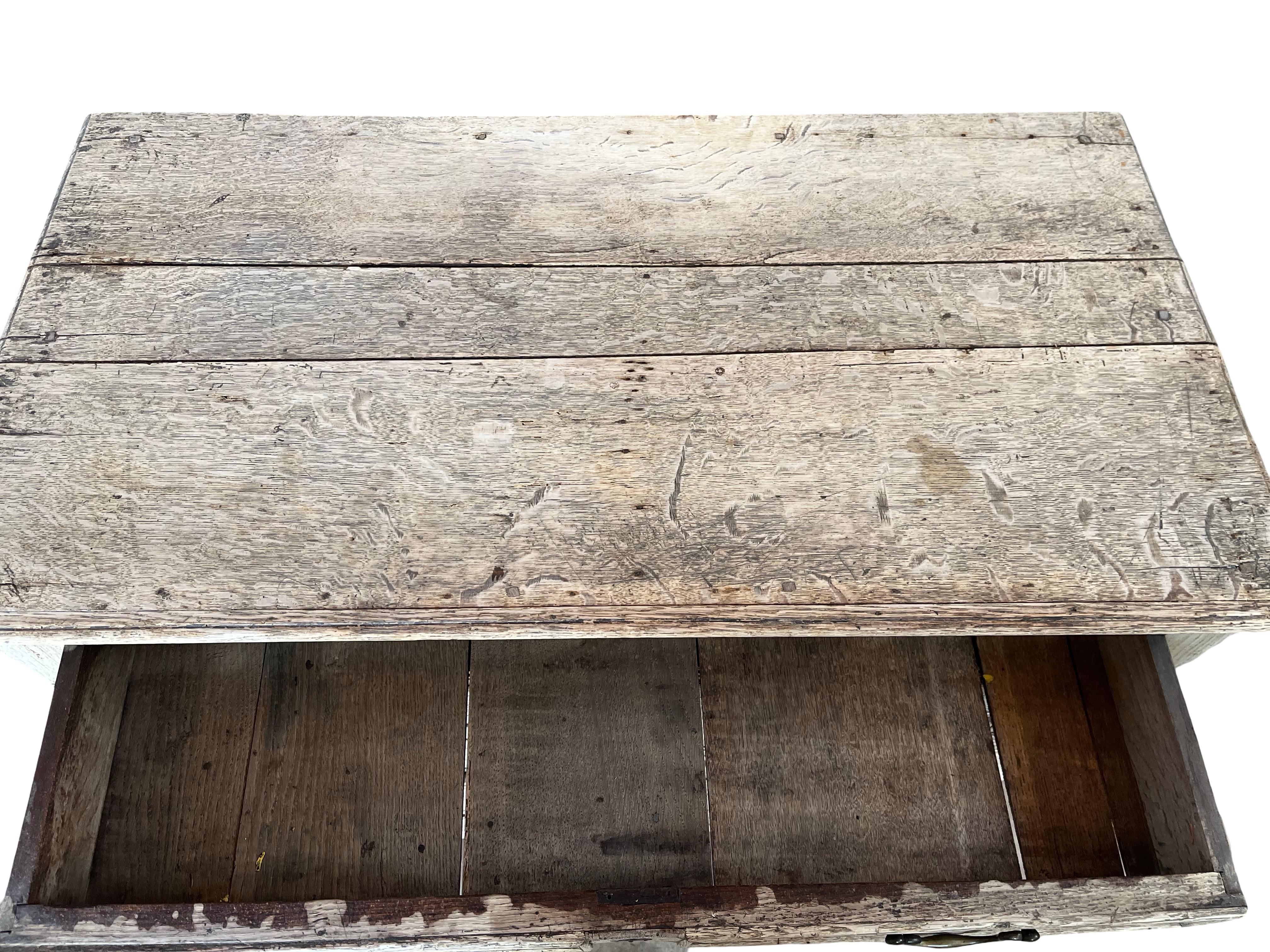 18th Century English Bleached Oak Jacobean Chest of Drawers For Sale 13