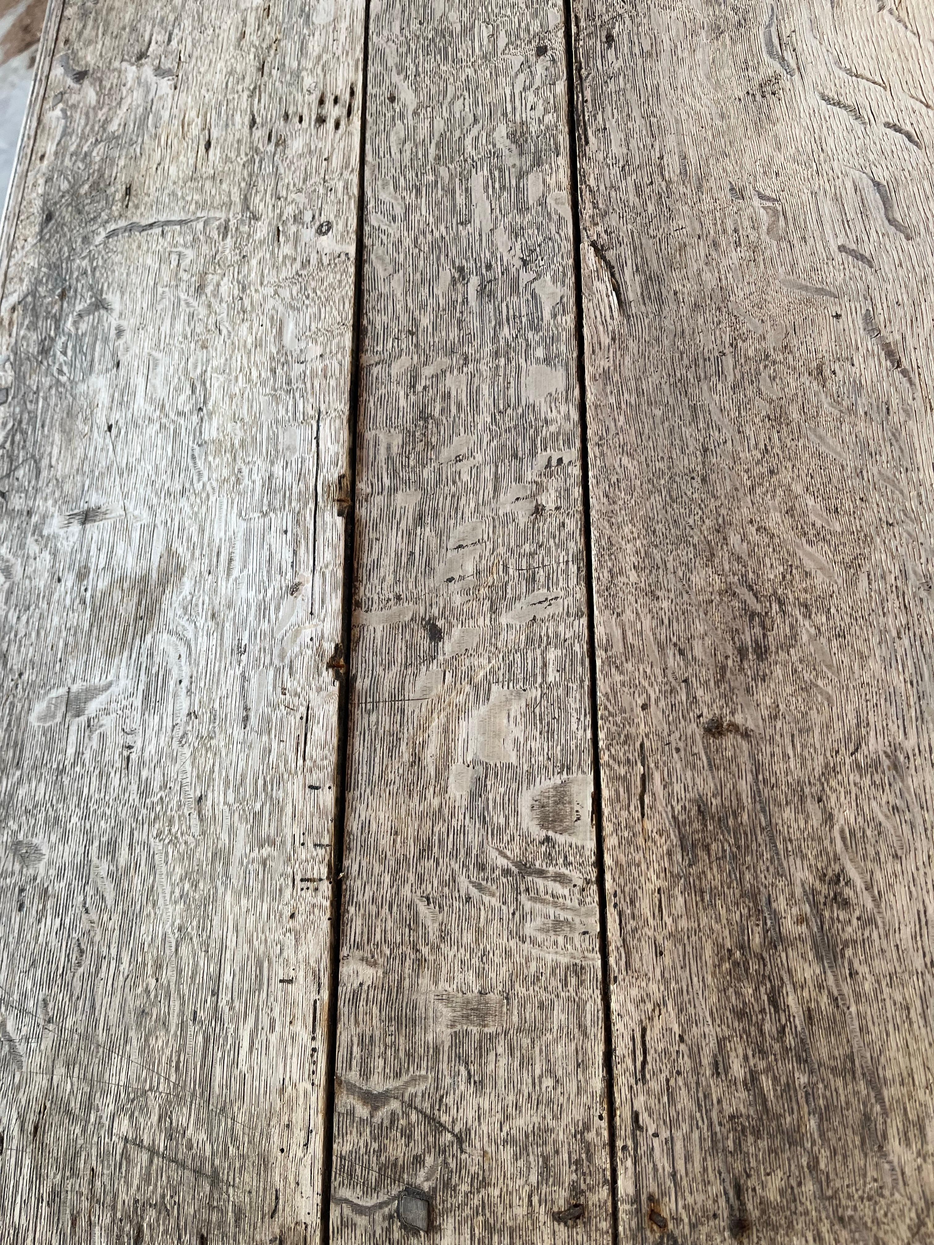 18th Century English Bleached Oak Jacobean Chest of Drawers For Sale 5