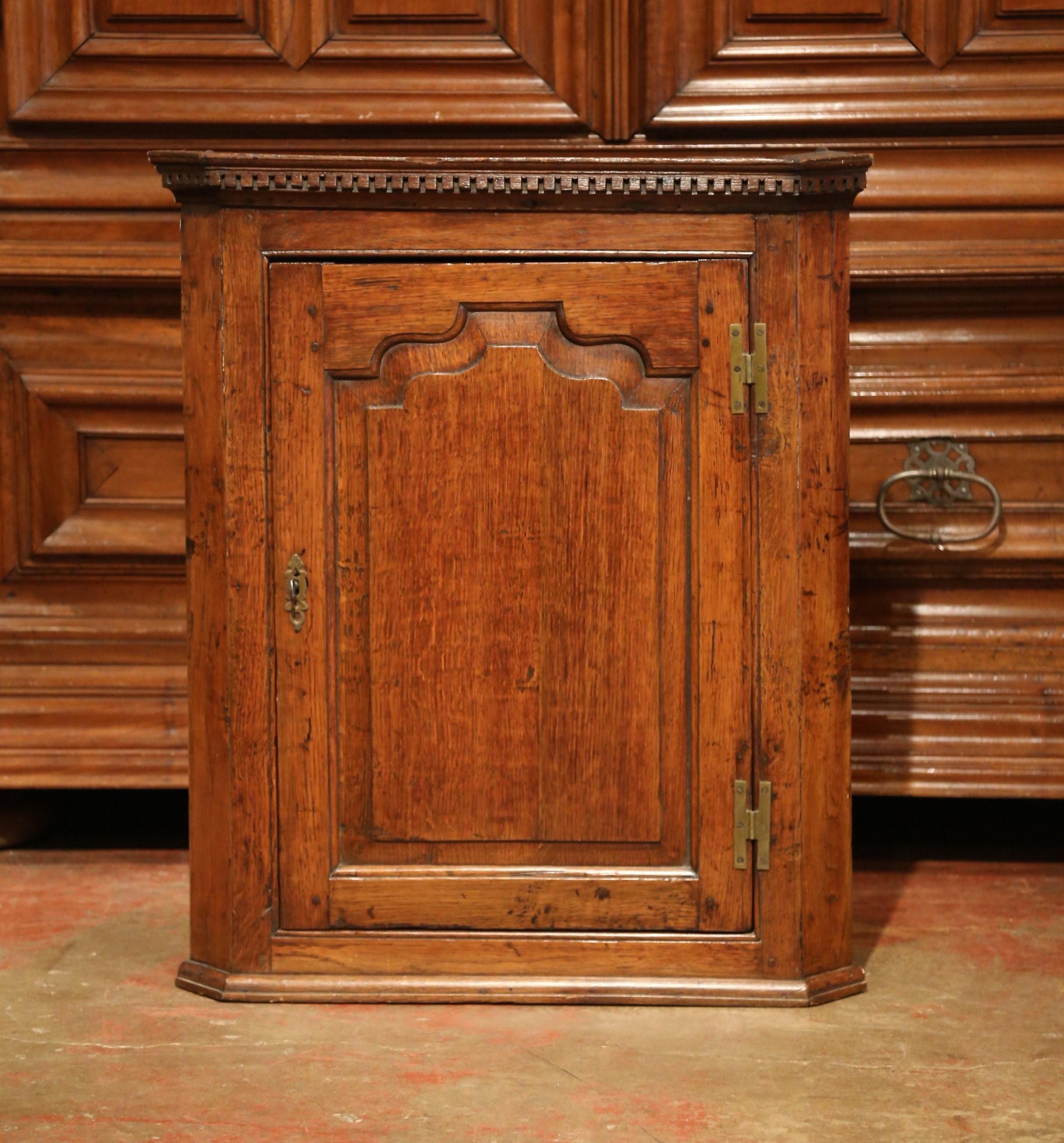 18th Century English Carved Oak Wall Hanging Corner Cabinet 2