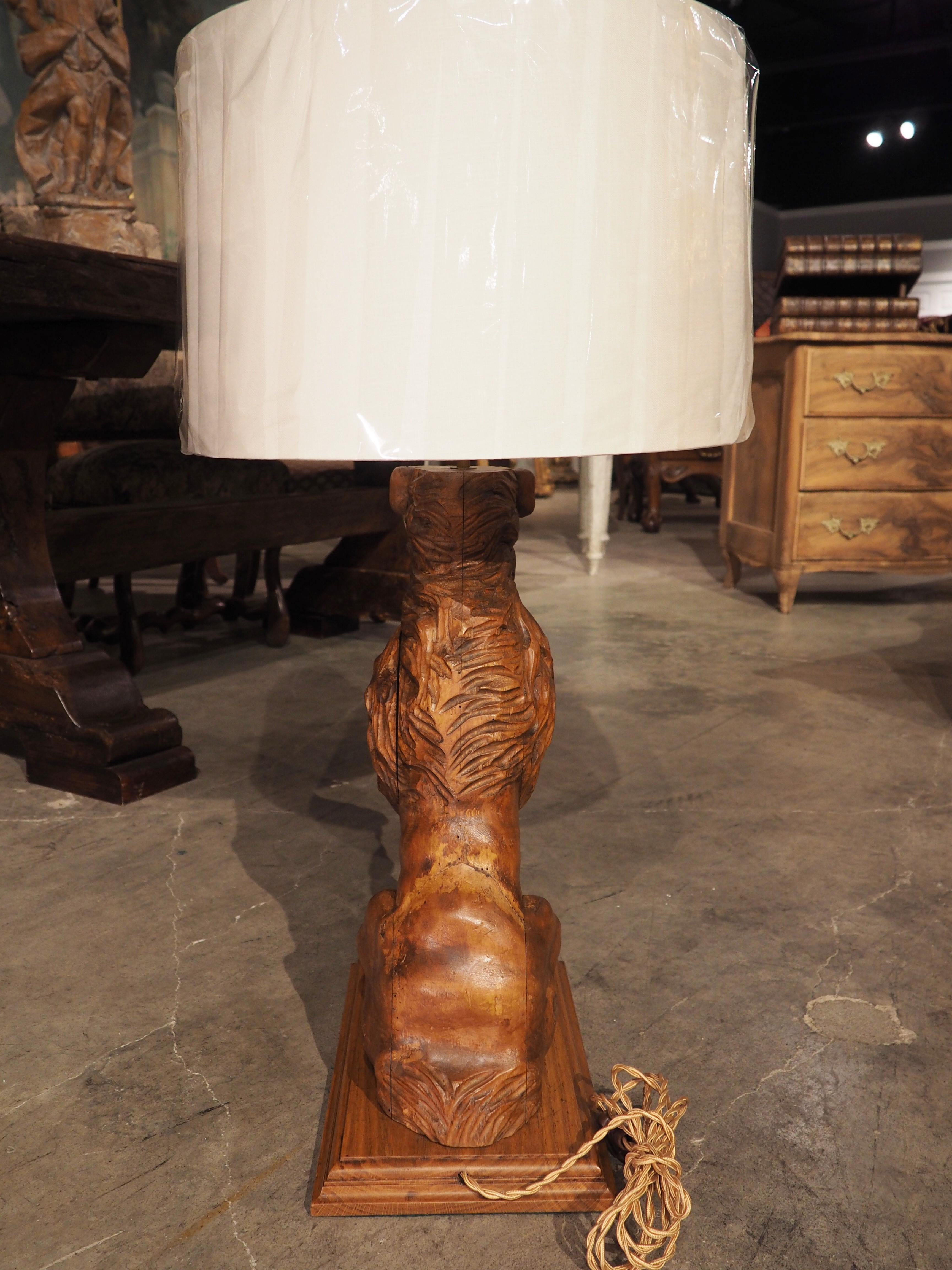 18th Century English Carved Pine Lion Table Lamp For Sale 8