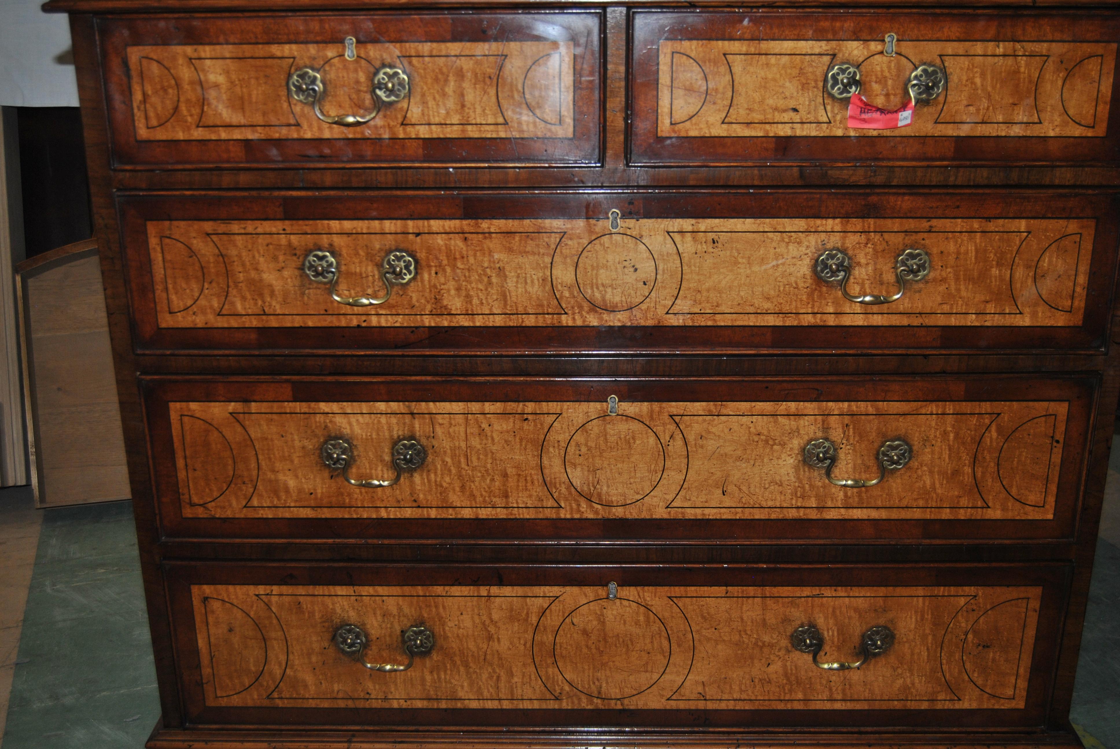18th Century English Chest of Drawers (George III.)